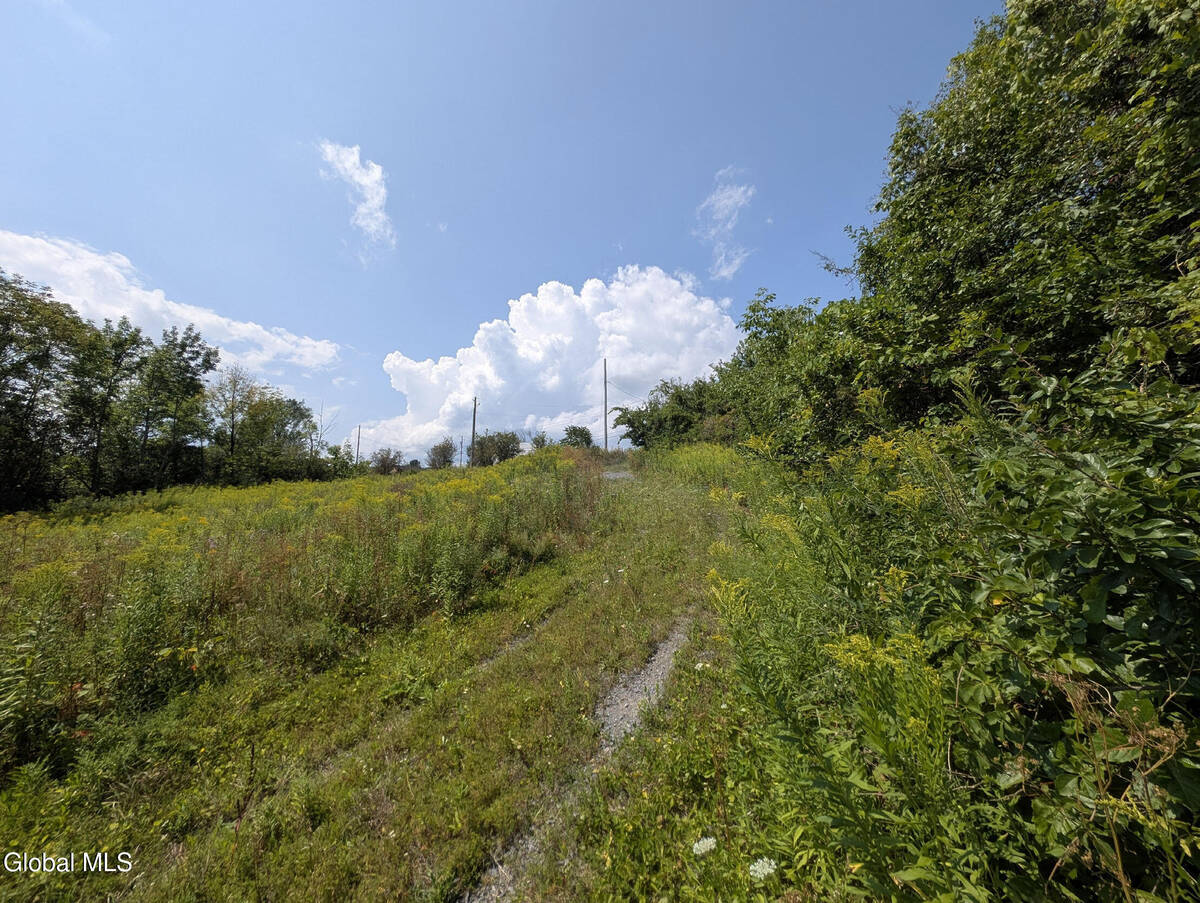 #7 photo, 7593 Western Turnpike, Duanesburg , NY 12053