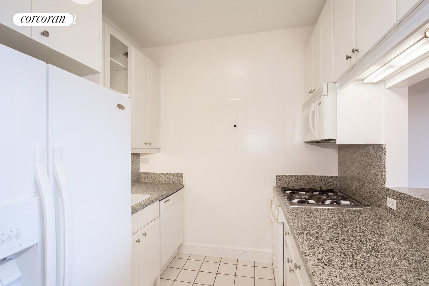 #10 photo, New York City, マンハッタン Lincoln Square , NY 10069