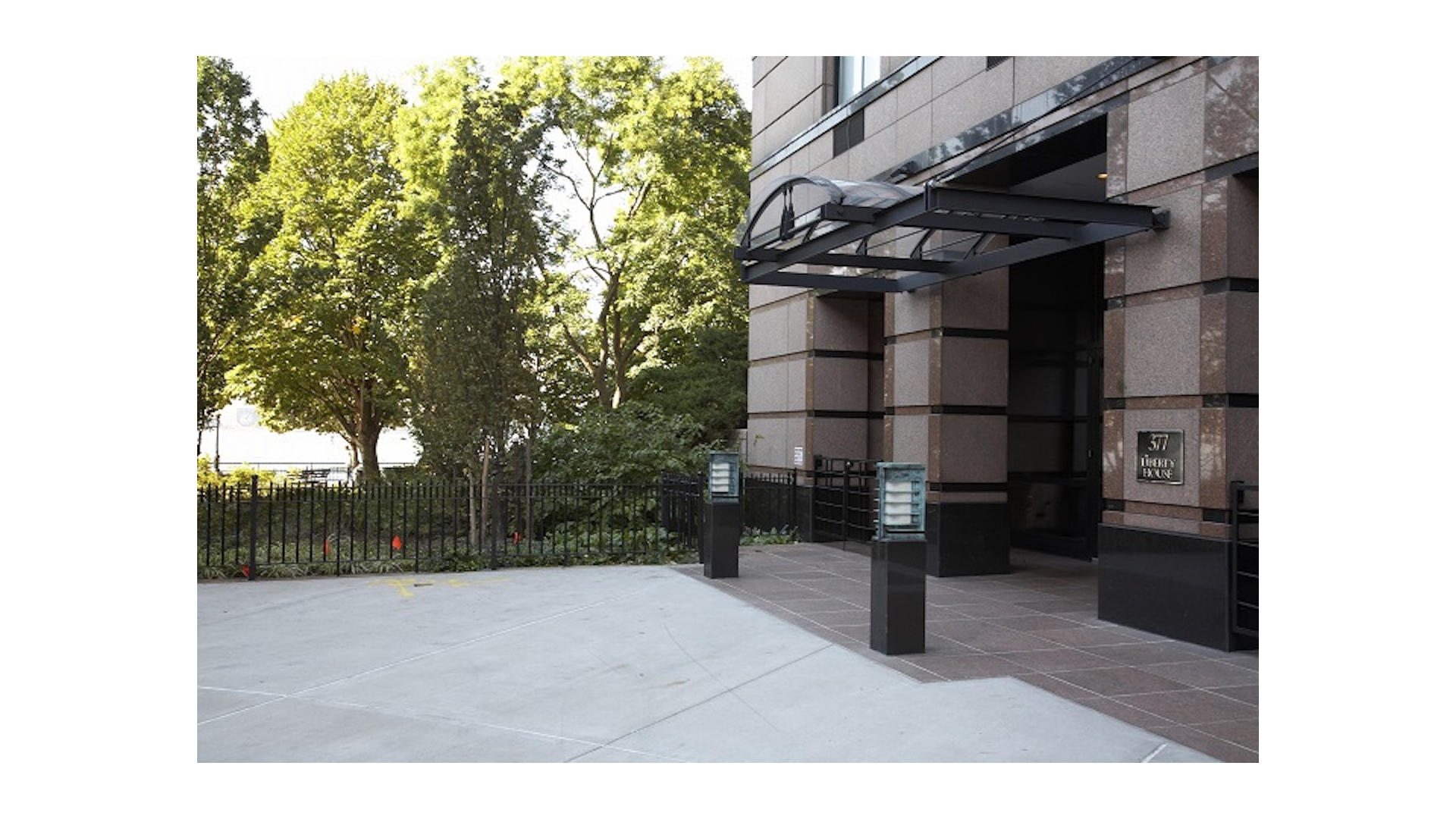 #19 photo, 377 RECTOR Place, Battery Park City , NY 10280