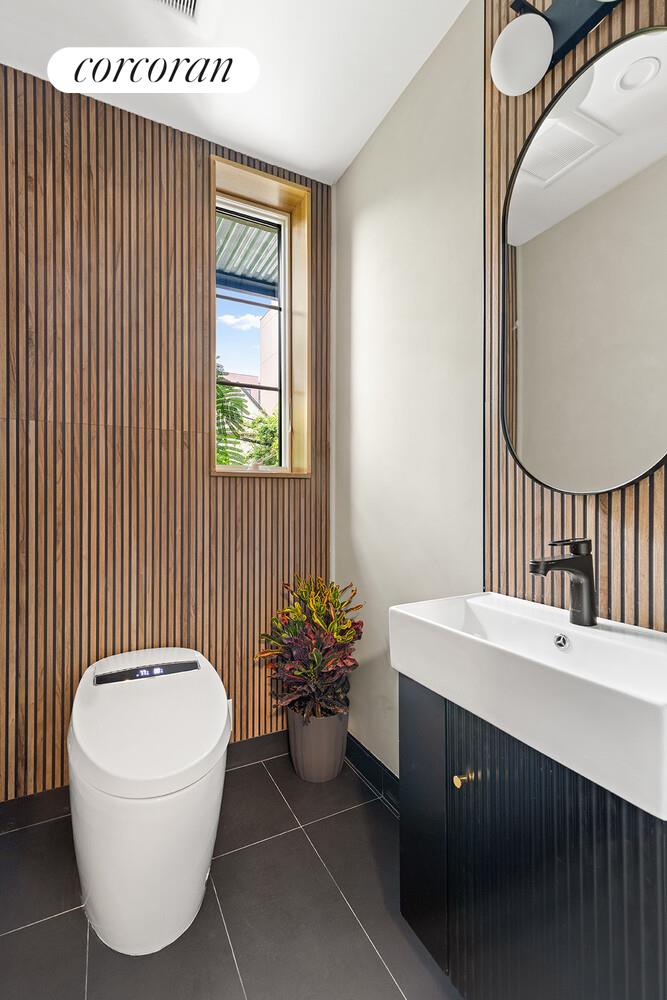 #6 photo, 31-59 30TH Street, クイーンズ区 Astoria , NY 11106