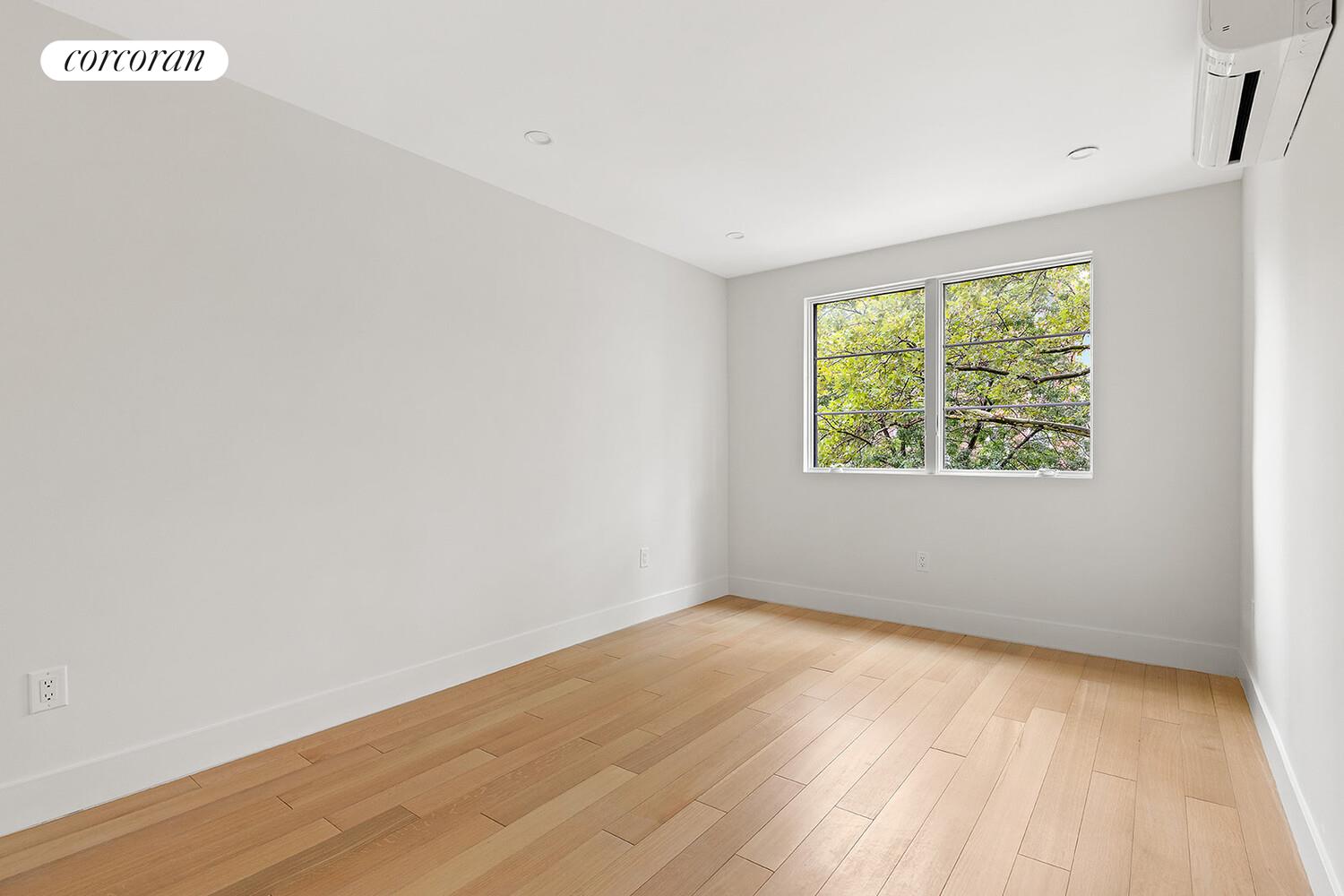 #7 photo, 31-59 30TH Street, クイーンズ区 Astoria , NY 11106