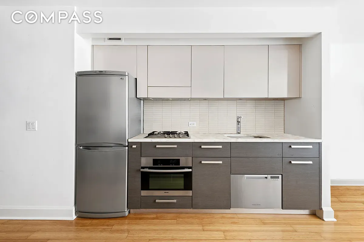 #4 photo, 505 W 47th Street, マンハッタン Hell's Kitchen , NY 10036