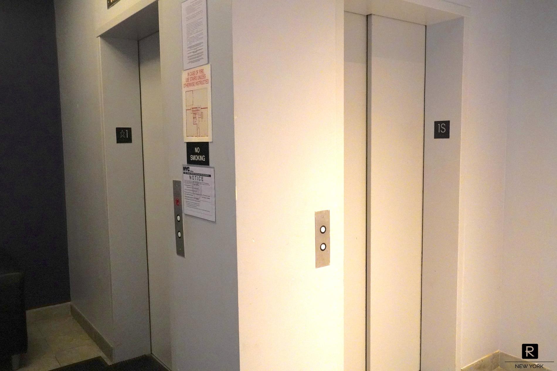 #12 photo, 2132 2nd Avenue, マンハッタン East Harlem , NY 10029