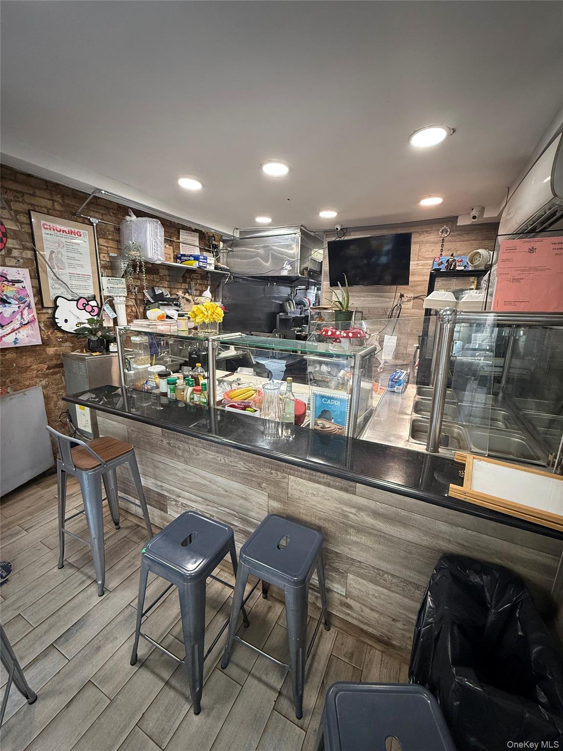 #11 photo, 113 E 184th Street, ブロンクス区 Bronx , NY 10468