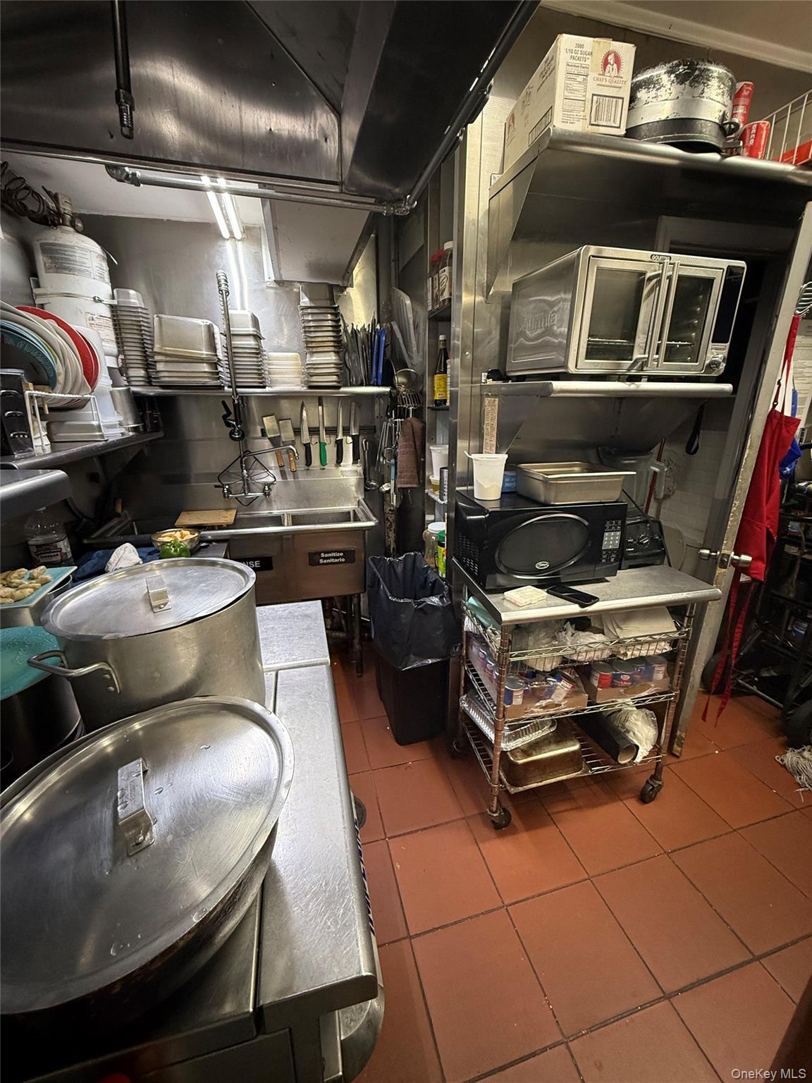 #13 photo, 113 E 184th Street, ブロンクス区 Bronx , NY 10468