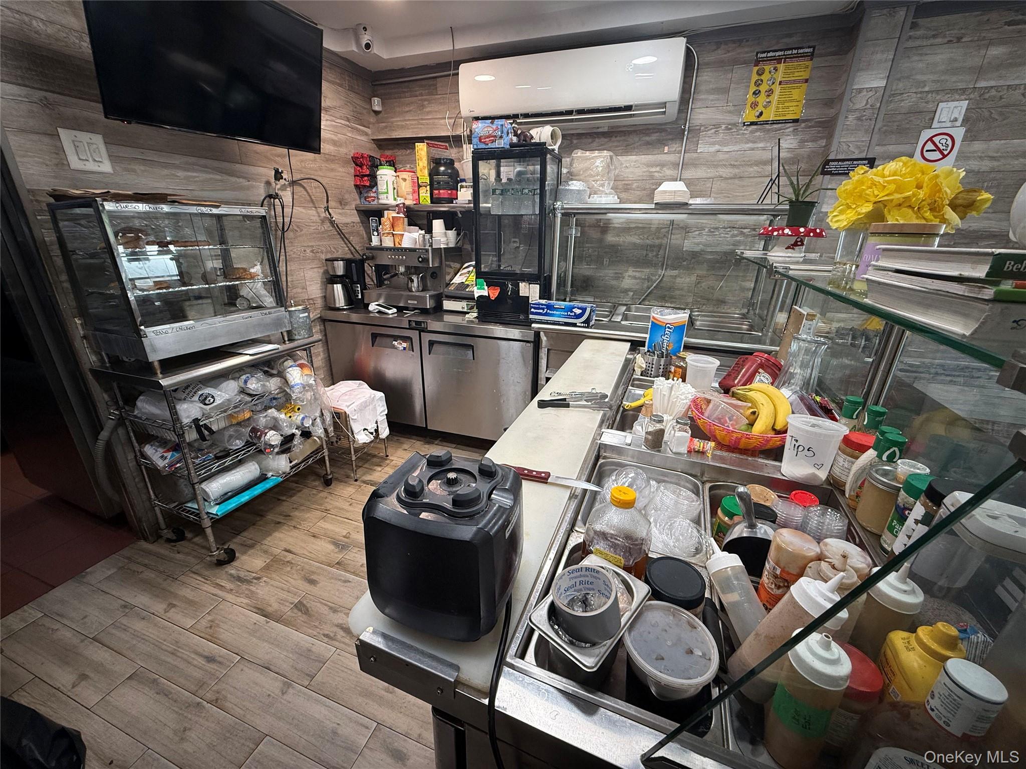 #2 photo, 113 E 184th Street, ブロンクス区 Bronx , NY 10468