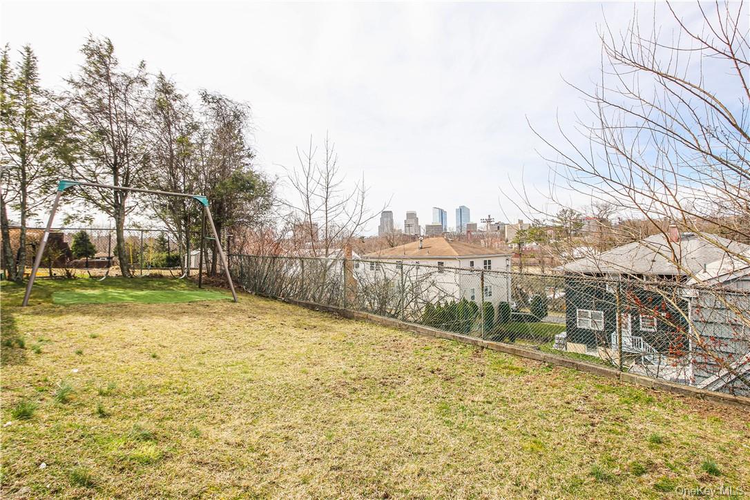 #15 photo, 21 Pine Street, West Harrison , NY 10604