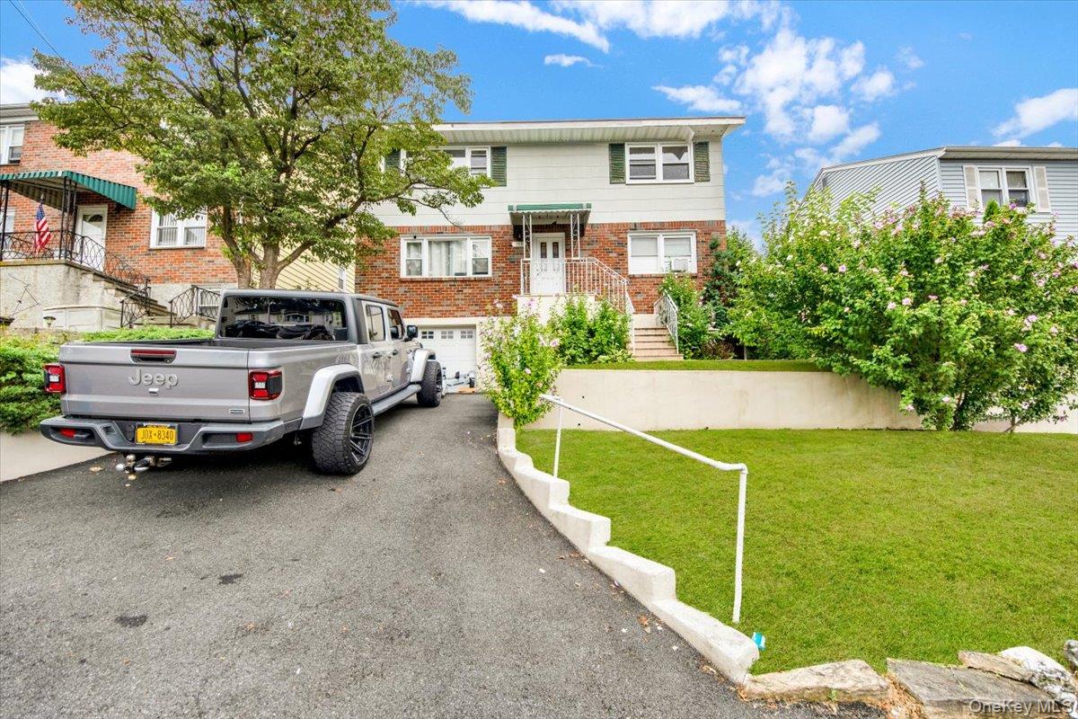 #1 photo, 162 Bennett Avenue, 纽约州 Yonkers , NY 10701