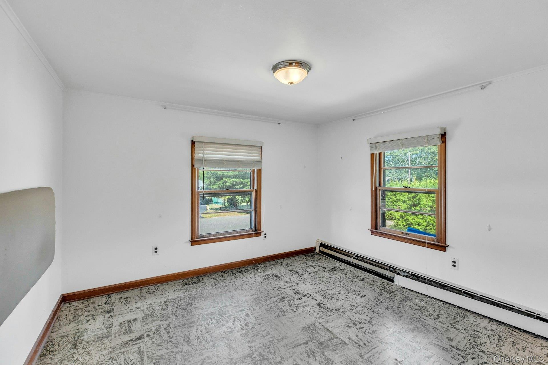 #13 photo, 8 N Westbury Road, サフォーク郡 Hampton Bays , NY 11946