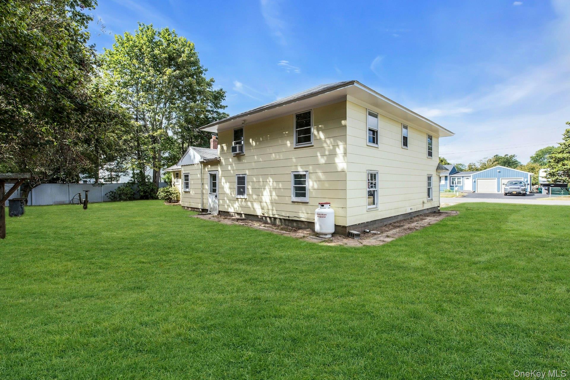 #19 photo, 8 N Westbury Road, サフォーク郡 Hampton Bays , NY 11946