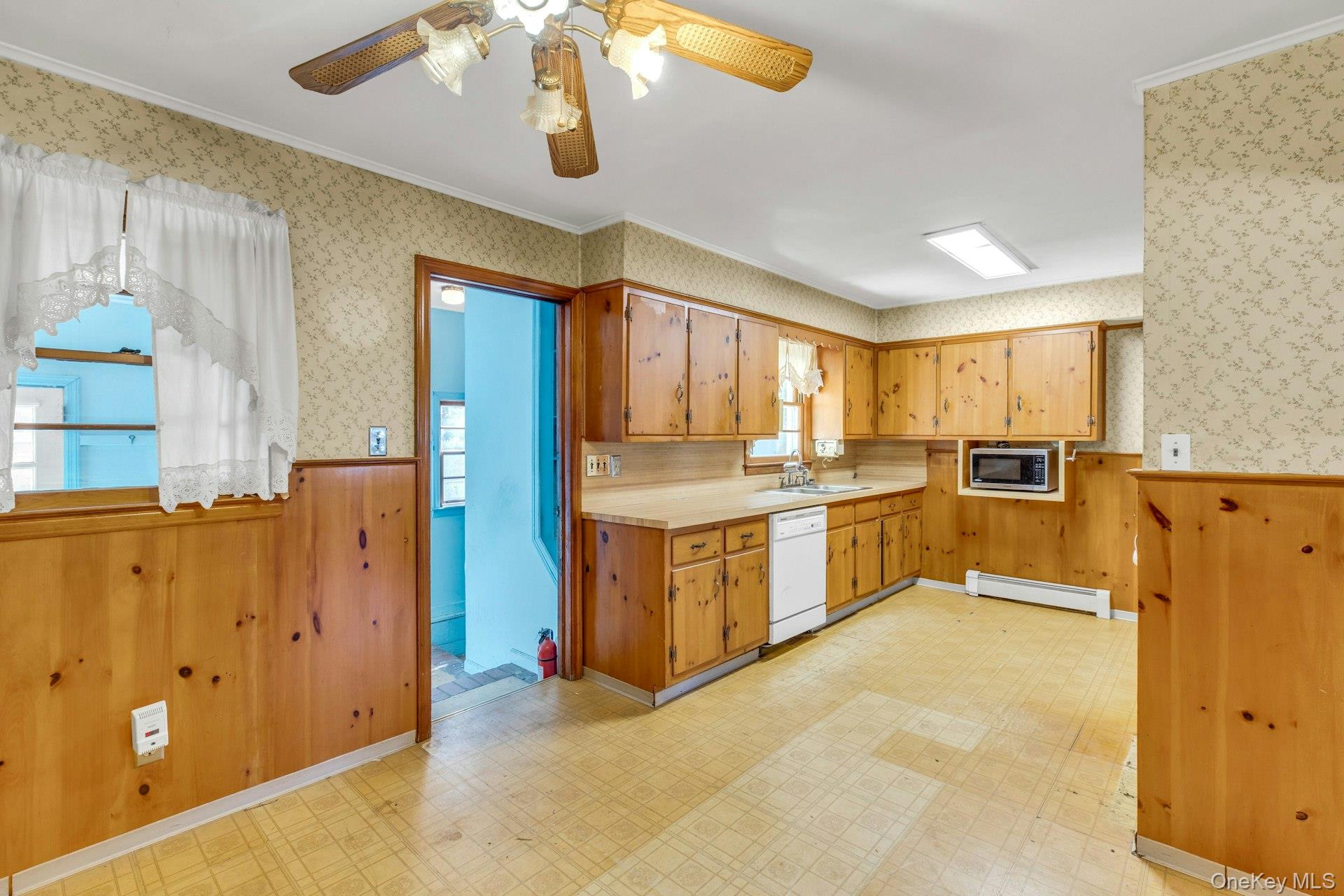 #7 photo, 8 N Westbury Road, サフォーク郡 Hampton Bays , NY 11946