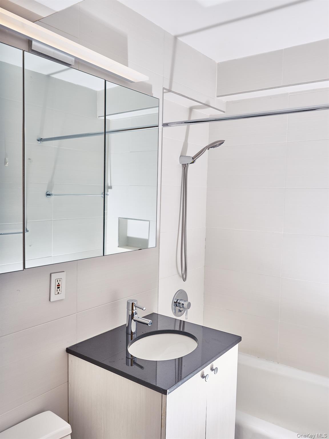 #13 photo, 411 E 53rd Street, マンハッタン New York (Manhattan) , NY 10022