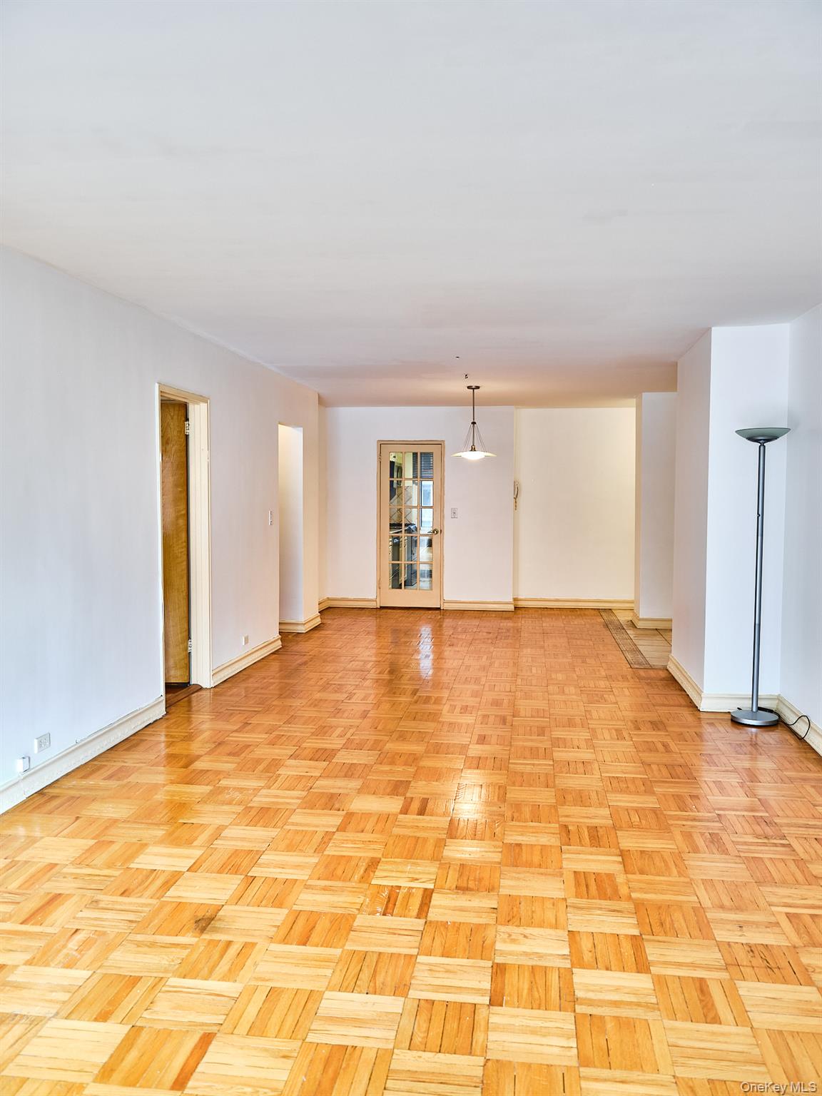 #7 photo, 411 E 53rd Street, マンハッタン New York (Manhattan) , NY 10022