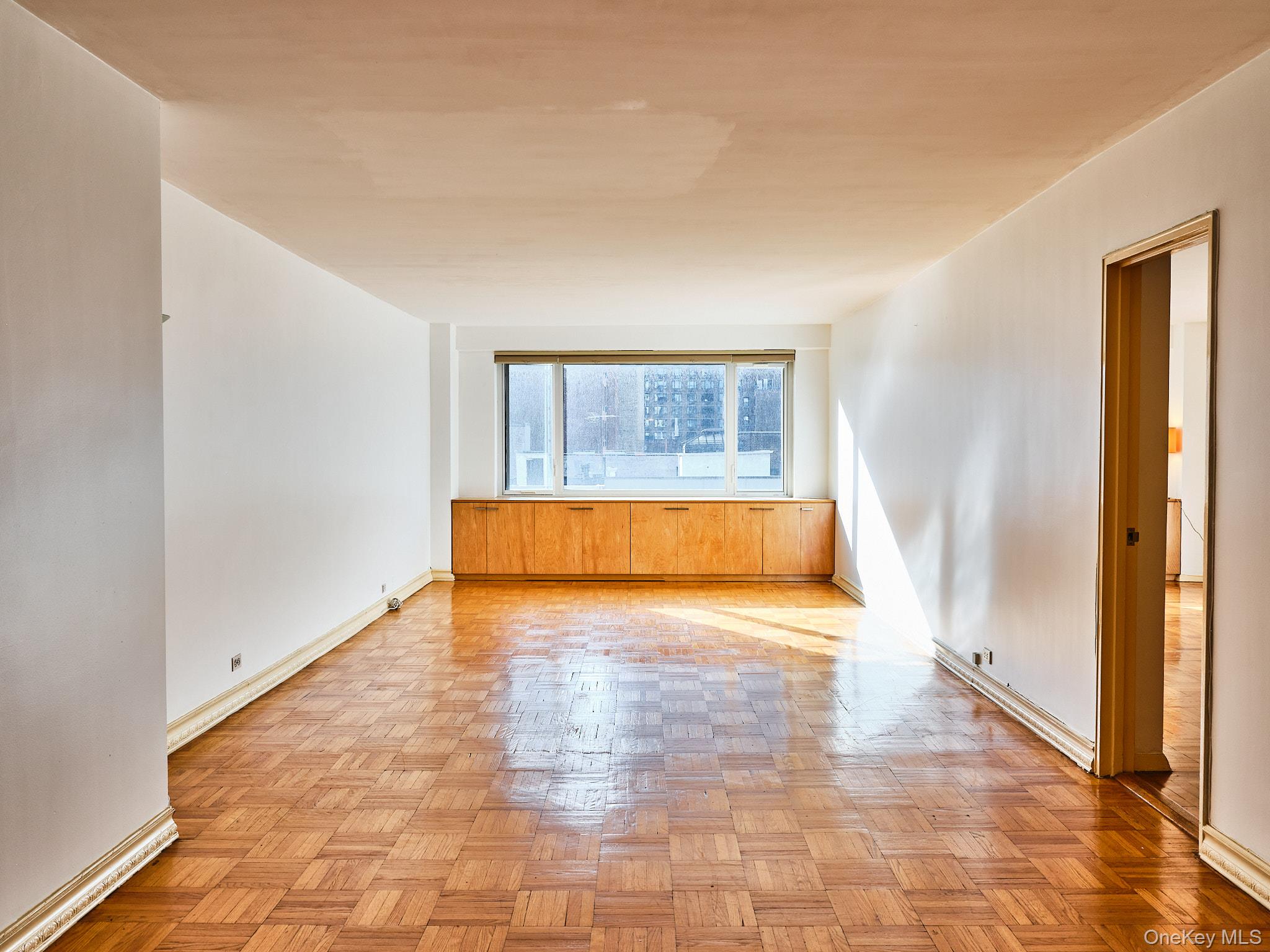 #8 photo, 411 E 53rd Street, マンハッタン New York (Manhattan) , NY 10022