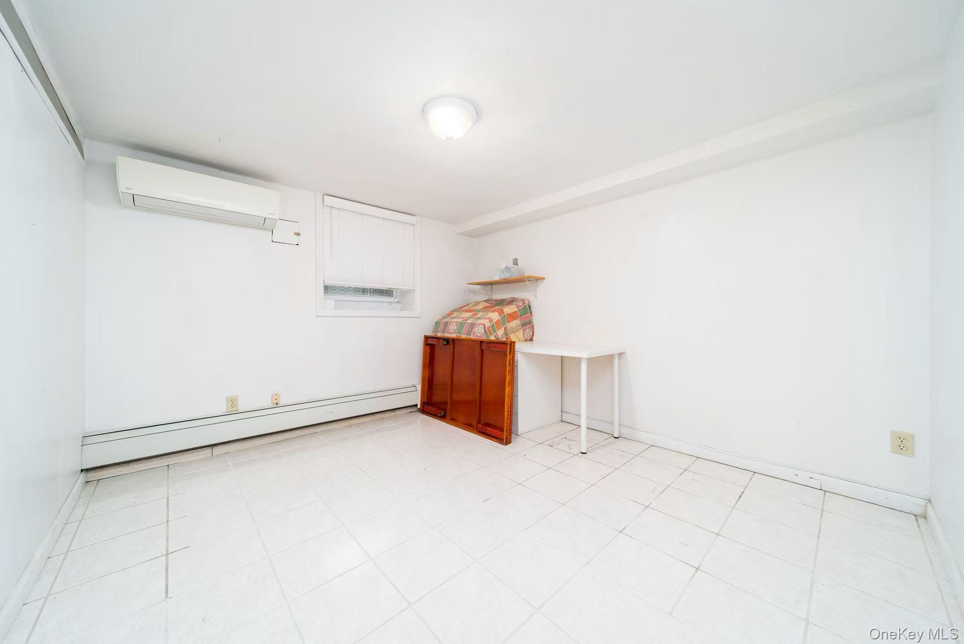 #16 photo, 166-61 17th Road, クイーンズ区 Whitestone , NY 11357