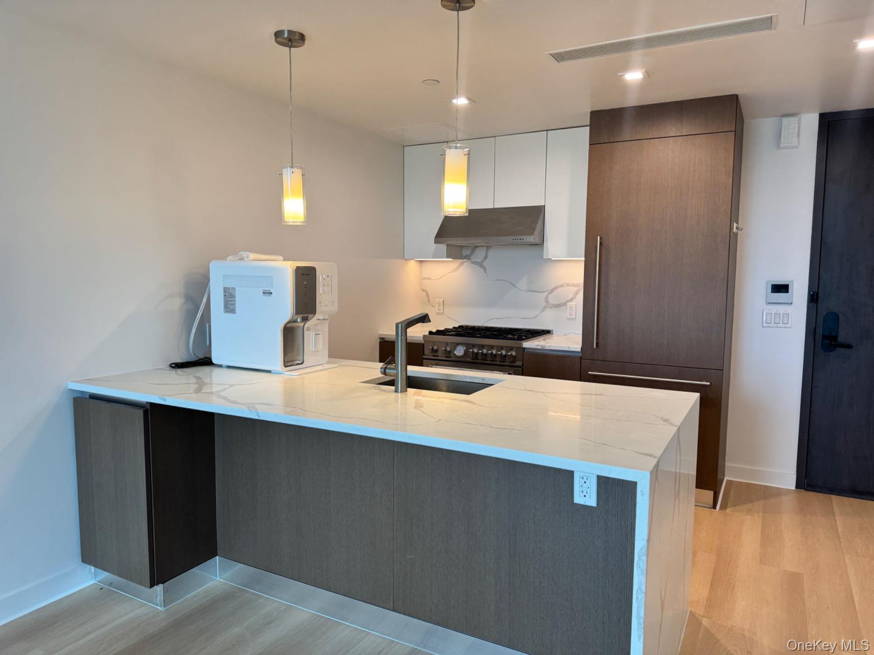 #6 photo, 134-37 35th Avenue, クイーンズ区 Flushing , NY 11354