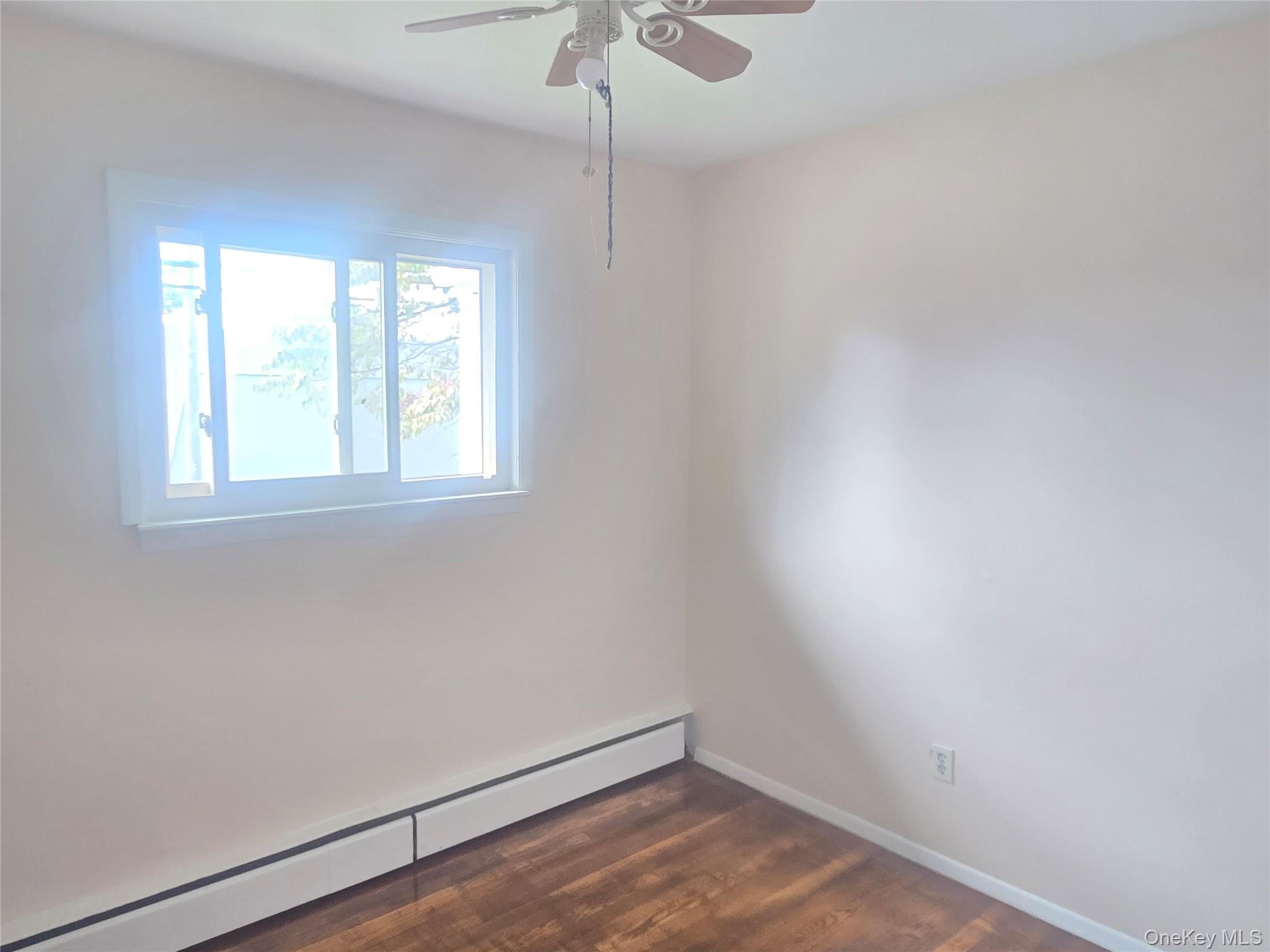 #5 photo, 581 Meacham Avenue, ナッソー郡 Elmont , NY 11003