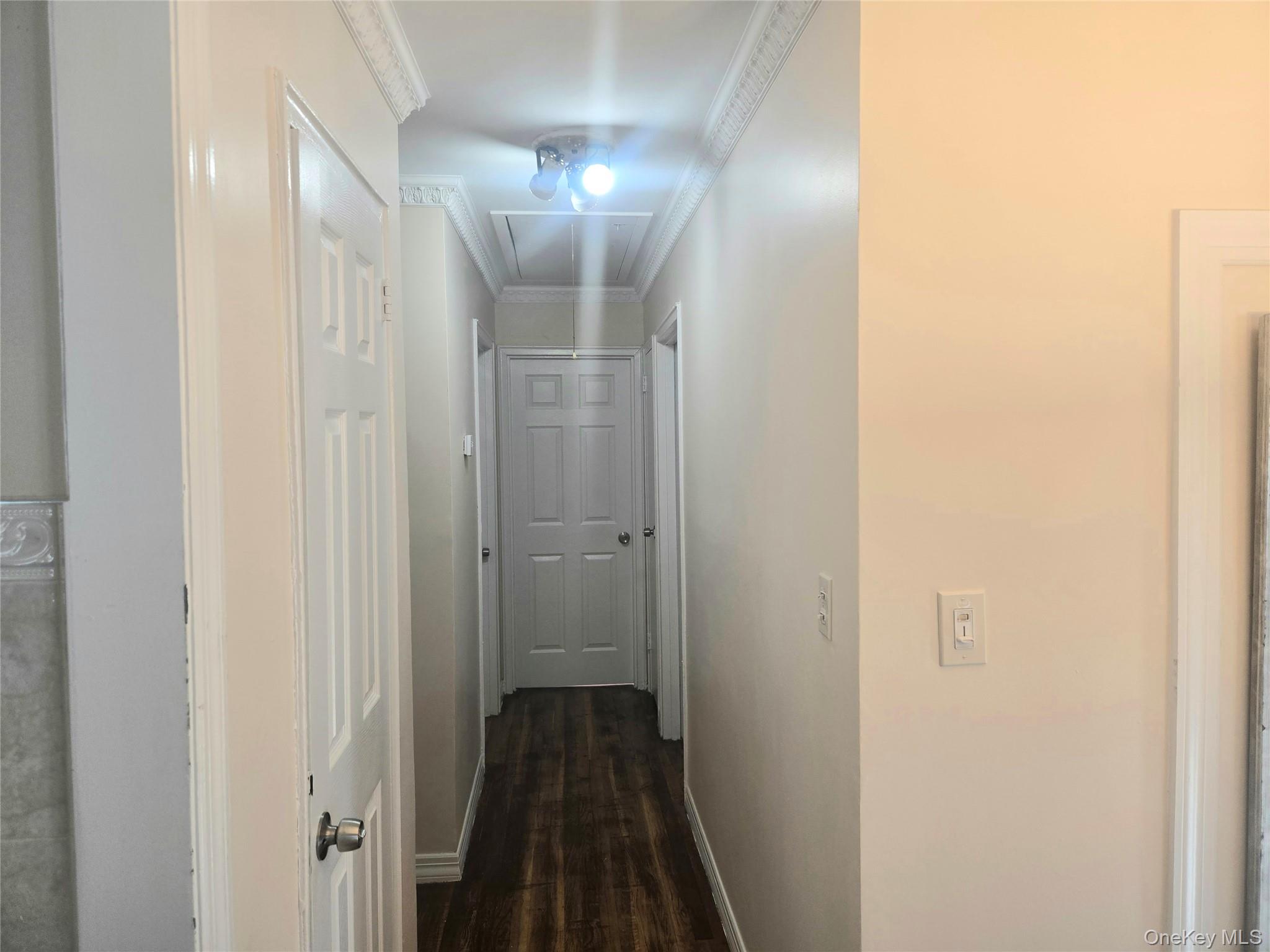 #8 photo, 581 Meacham Avenue, ナッソー郡 Elmont , NY 11003