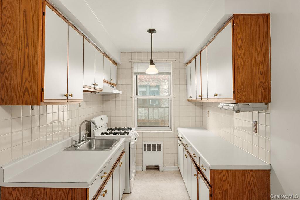 #2 photo, 485 Bronx River Road, Yonkers , NY 10704