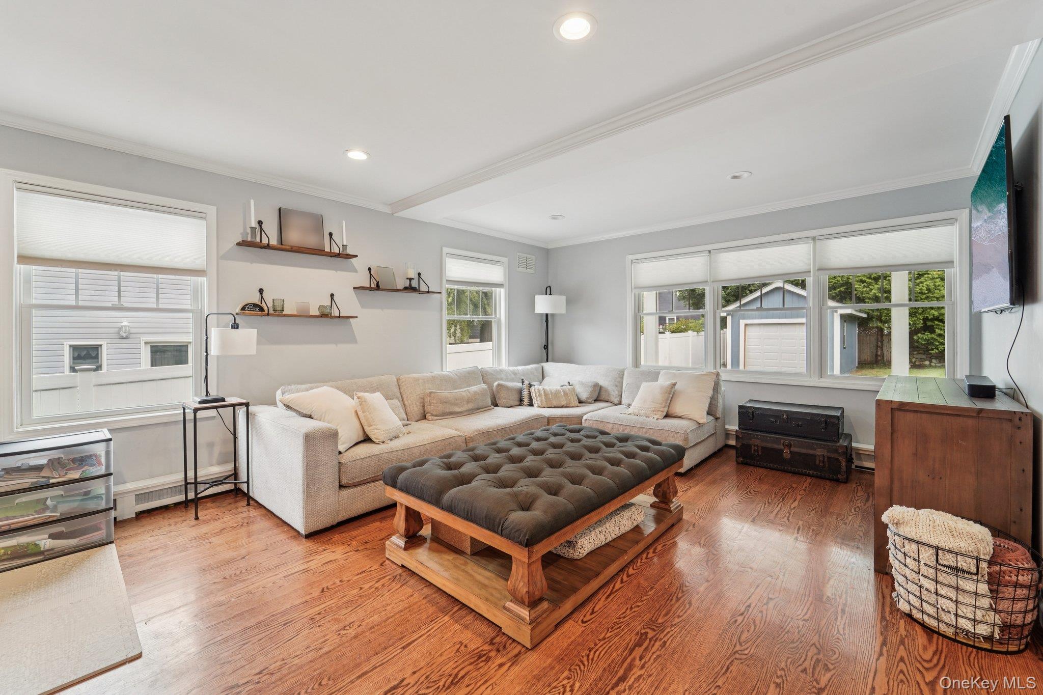 #11 photo, 74 Lincoln Avenue, Pearl River , NY 10965