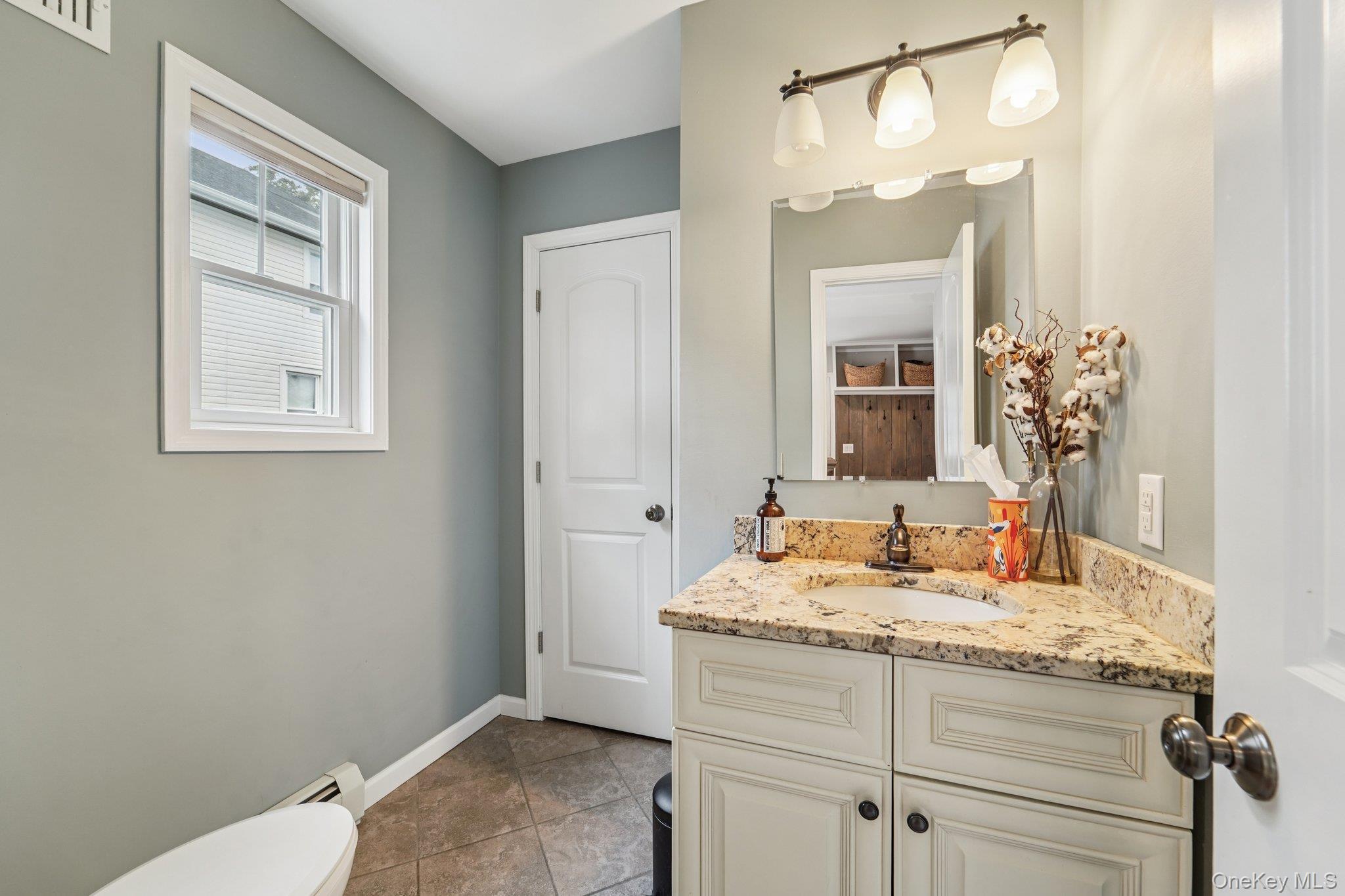 #19 photo, 74 Lincoln Avenue, Pearl River , NY 10965