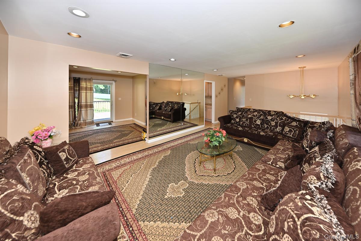 #7 photo, 55 Montebello Road, Montebello , NY 10901