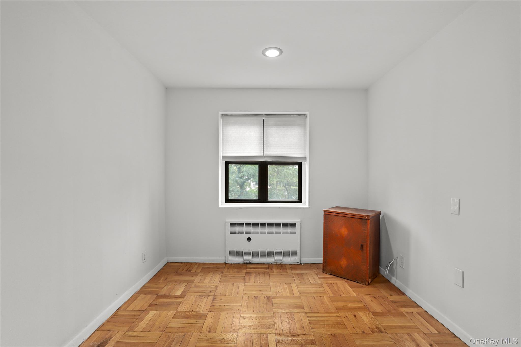 #13 photo, 266 Pelham Road, New Rochelle , NY 10805