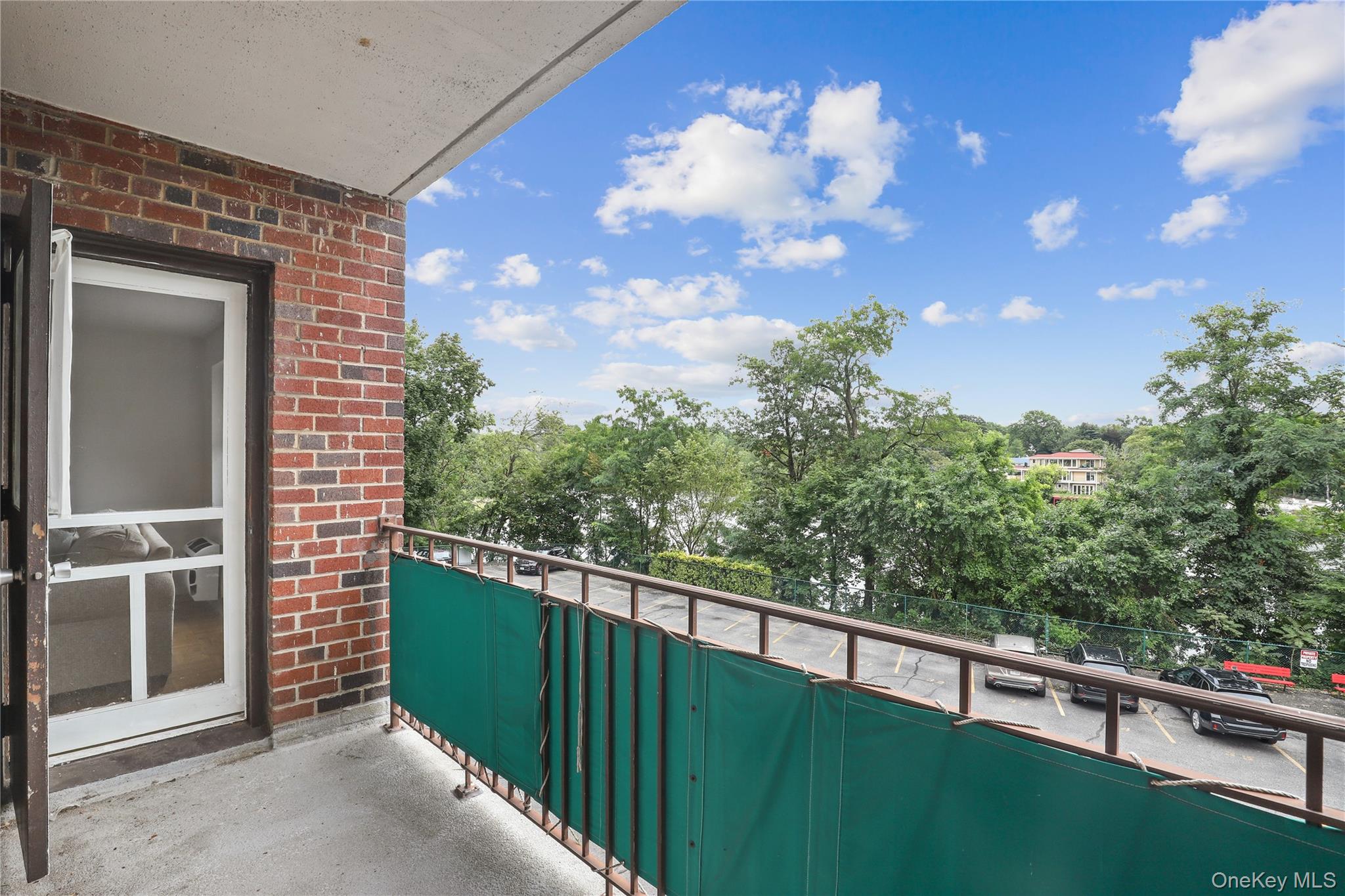 #20 photo, 266 Pelham Road, New Rochelle , NY 10805