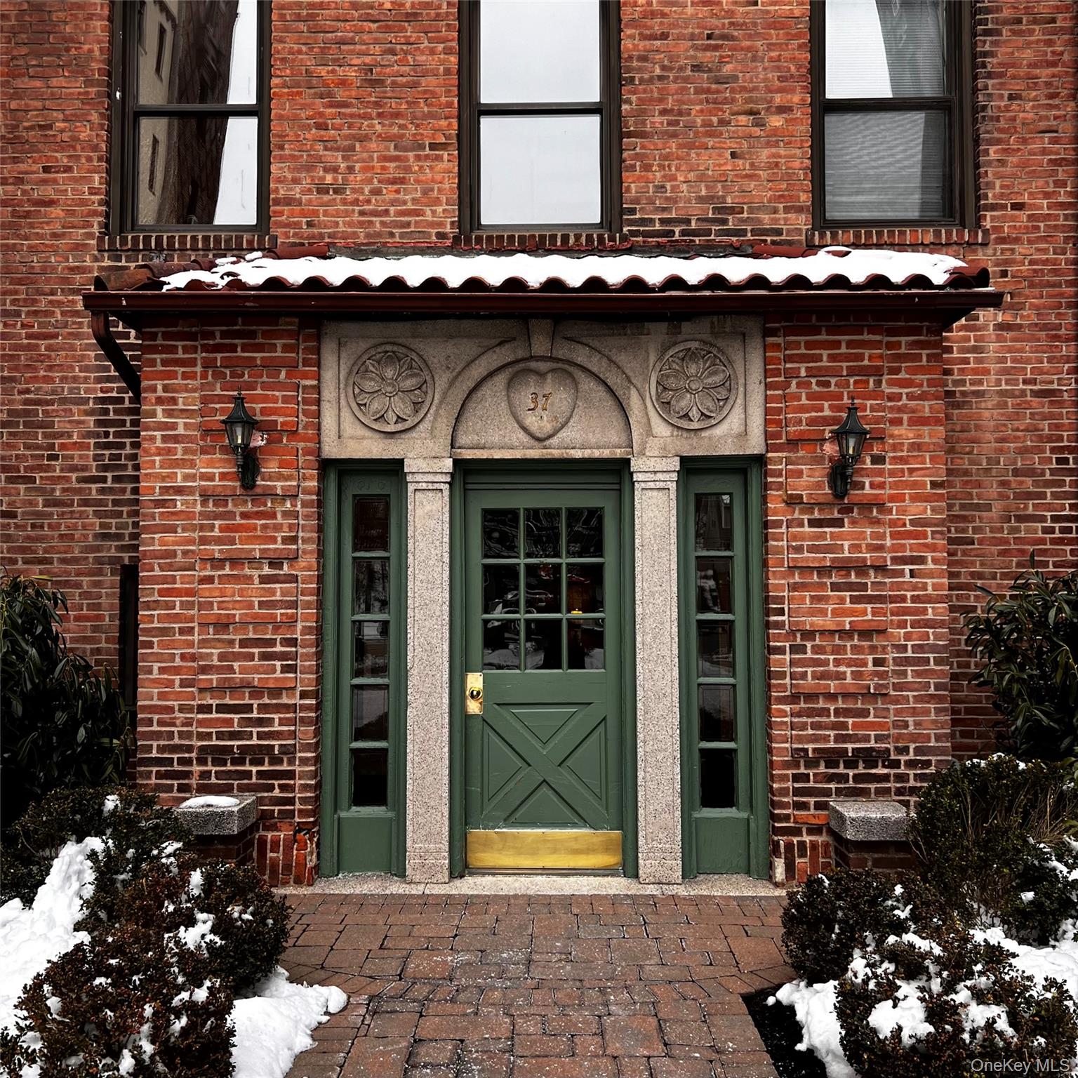 #10 photo, 37 N central Avenue, Hartsdale , NY 10530