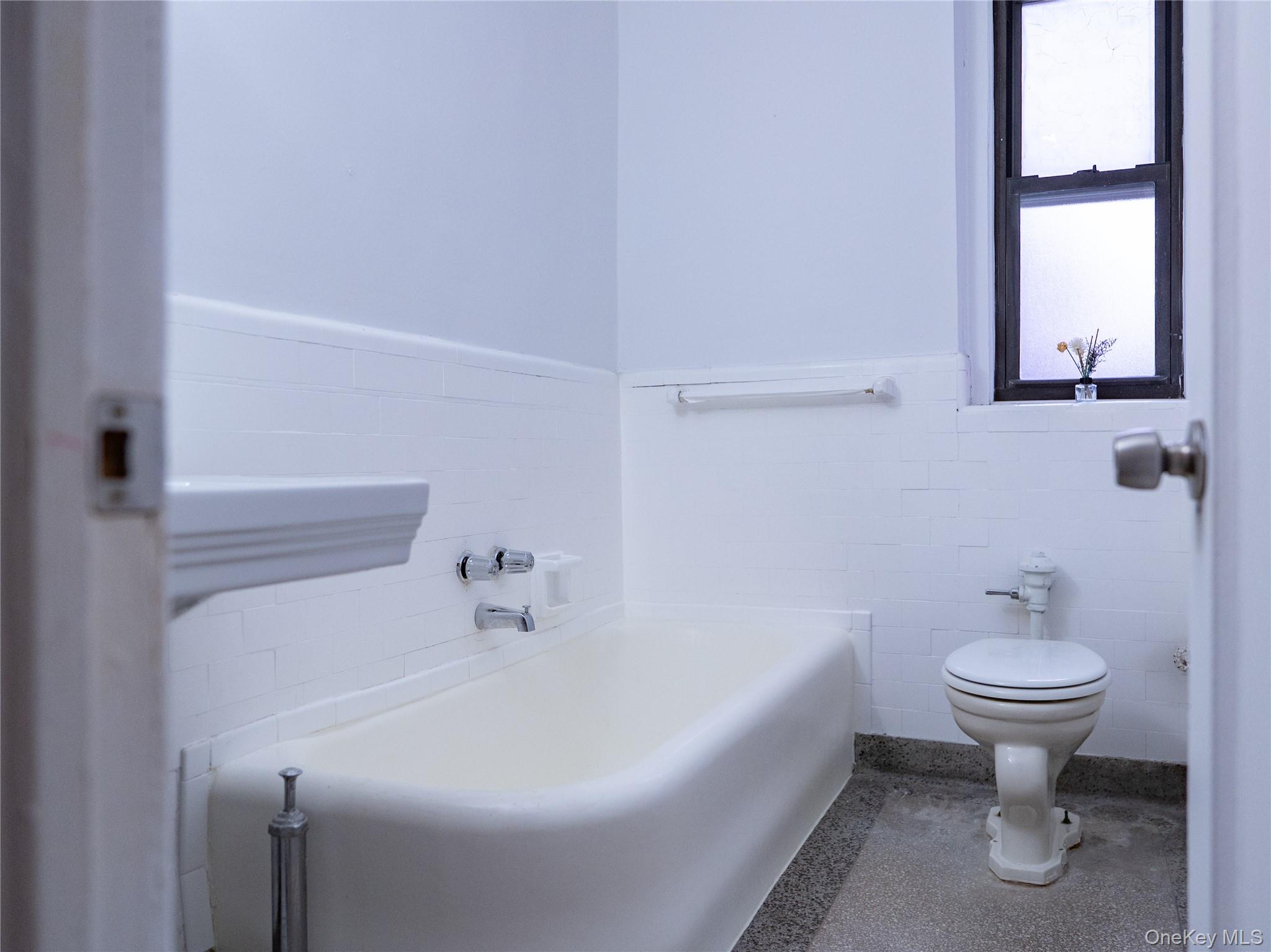 #5 photo, 37 N central Avenue, Hartsdale , NY 10530