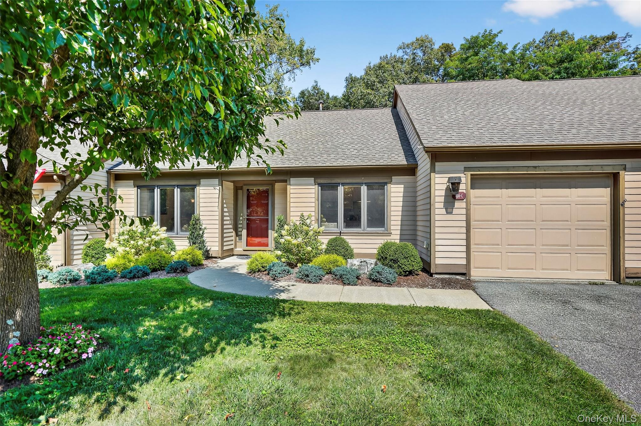 #1 photo, 406 Heritage Hills Drive, 纽约州 Somers , NY 10589