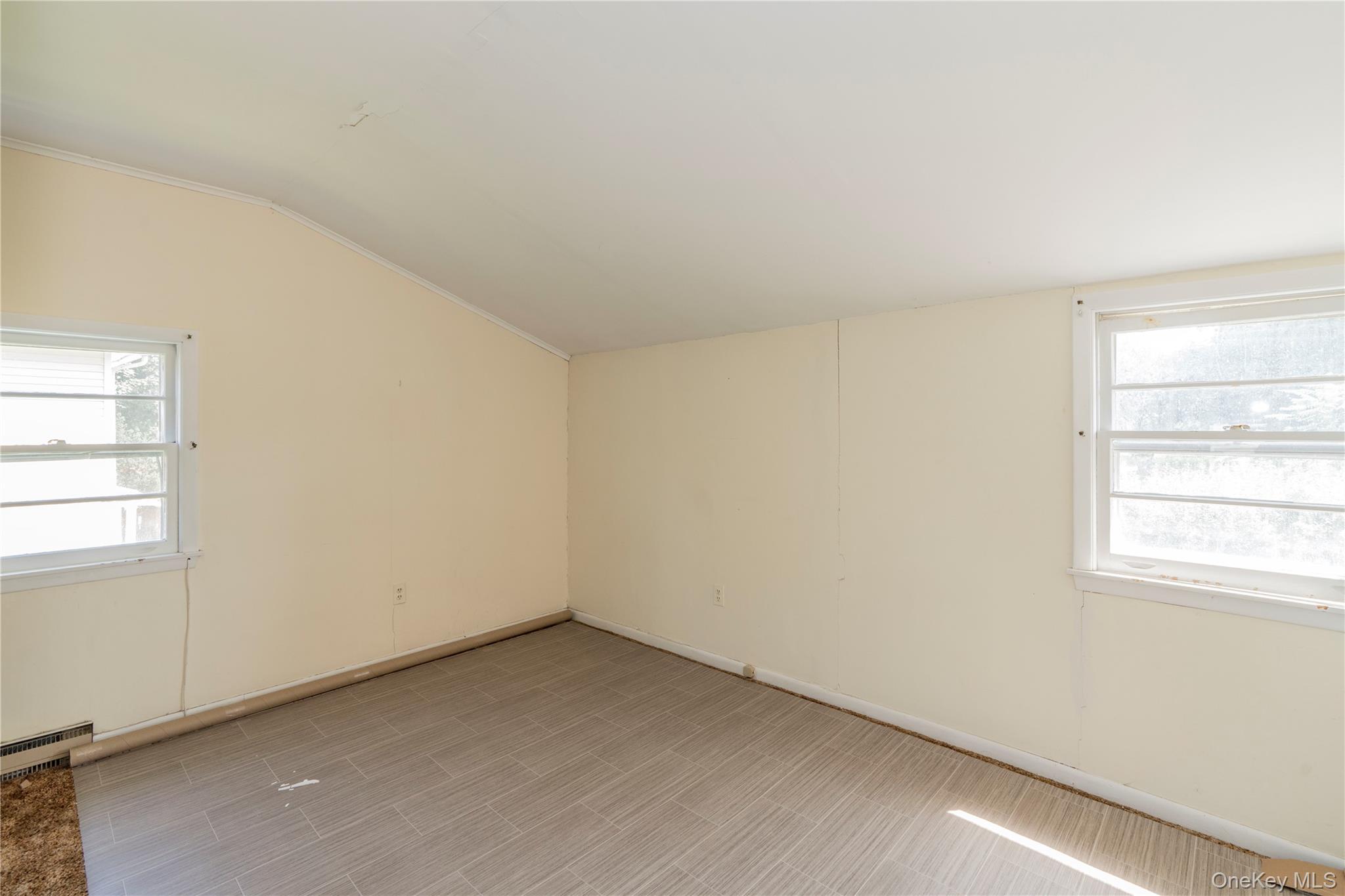 #20 photo, 7316-7318 S Broadway, Red Hook , NY 12571