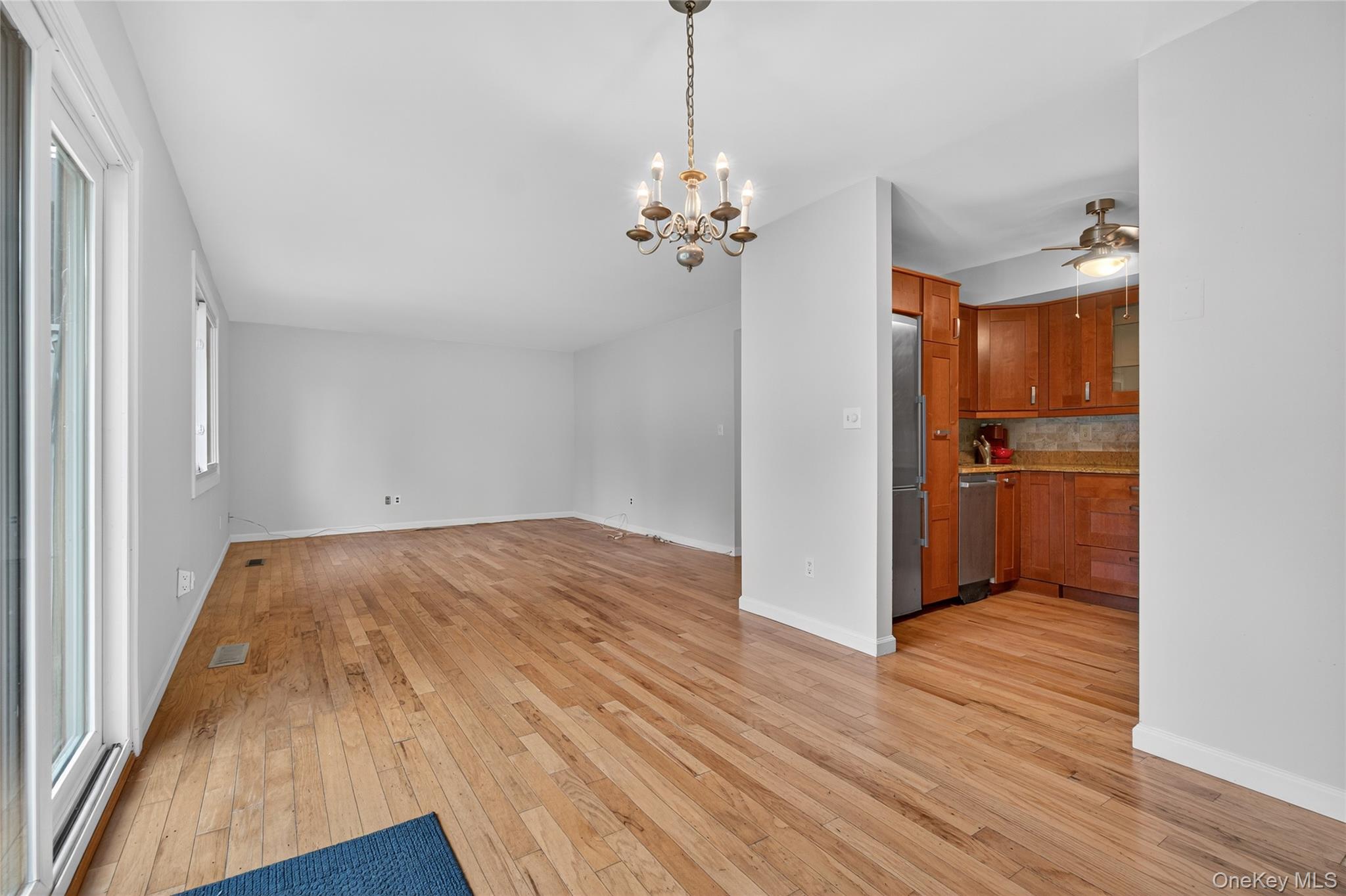 #14 photo, 41 Jefferson Oval, Yorktown Heights , NY 10598