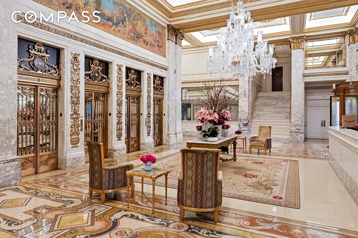 #19 photo, 1 Central Park S, マンハッタン Central Park South , NY 10019