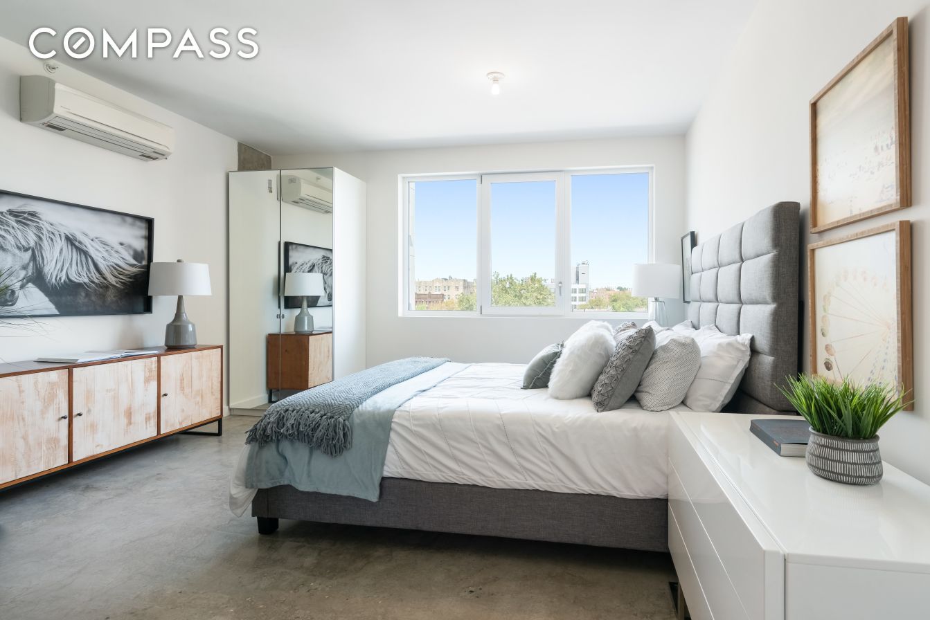 #7 photo, 651 New York Avenue, ブルックリン区 Wingate , NY 11203