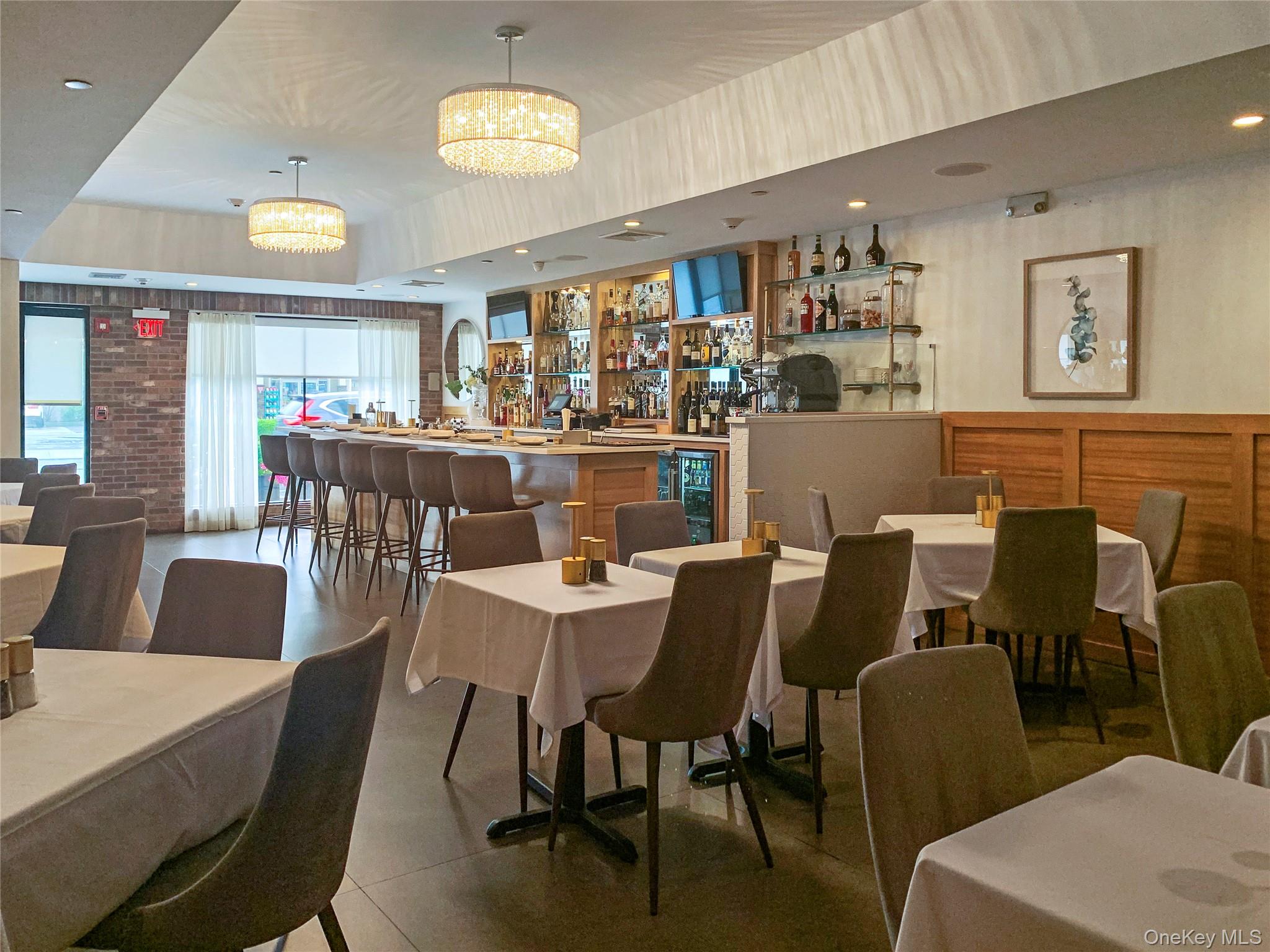 #1 photo, 2757 Long Beach Road, ナッソー郡 Oceanside , NY 11572