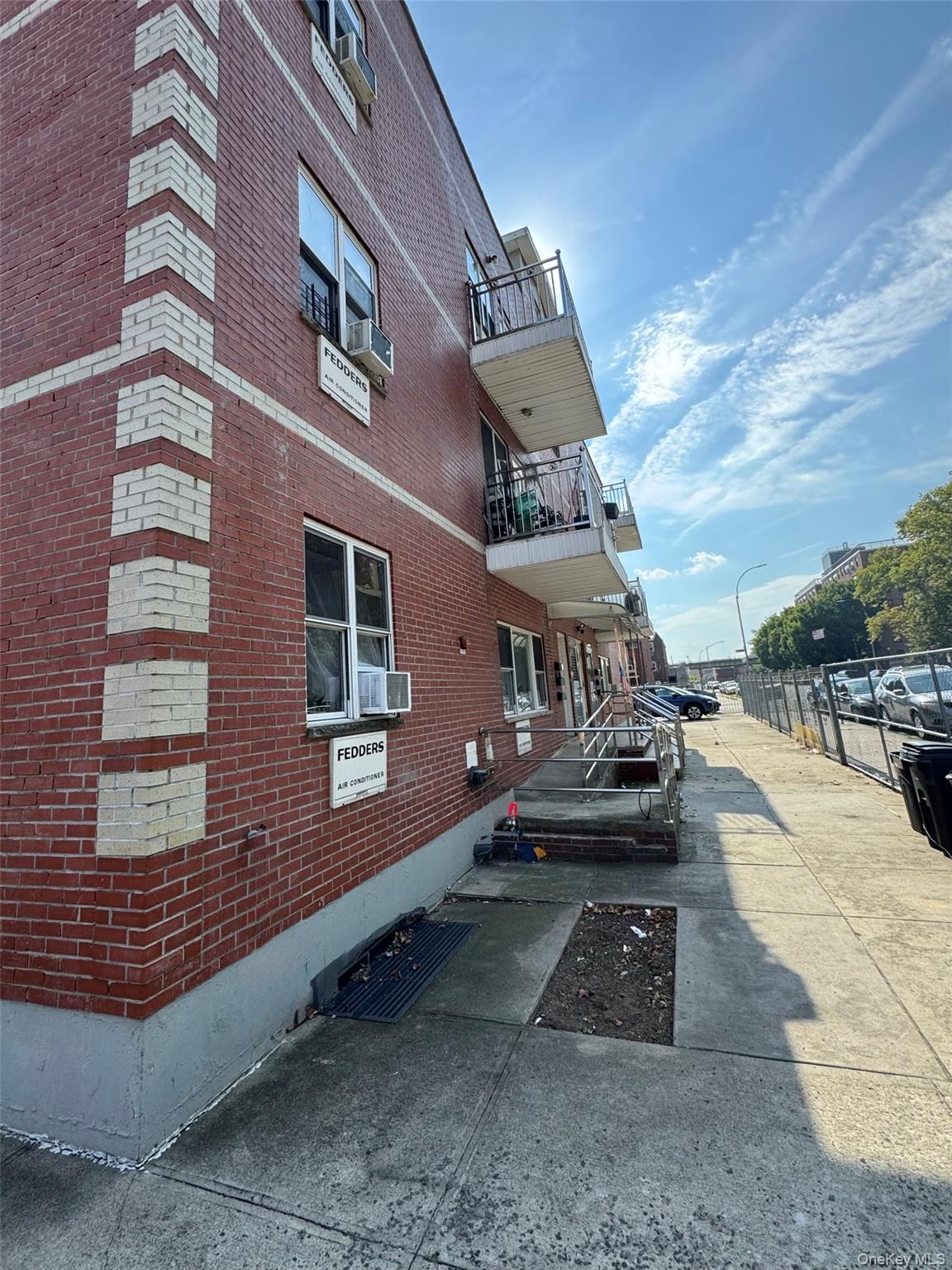 #11 photo, 54 Avenue W, ブルックリン区 Brooklyn , NY 11223