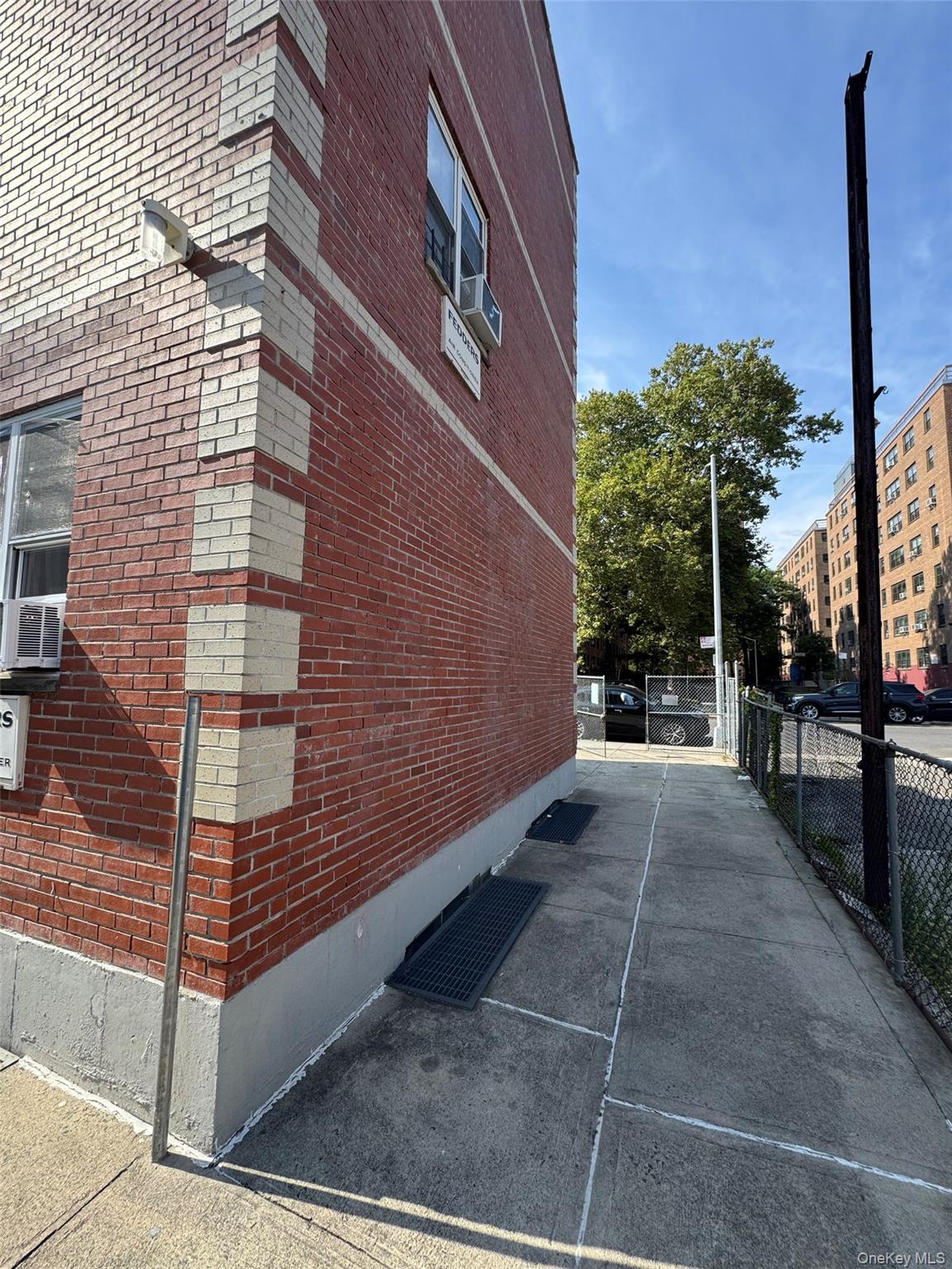 #13 photo, 54 Avenue W, ブルックリン区 Brooklyn , NY 11223