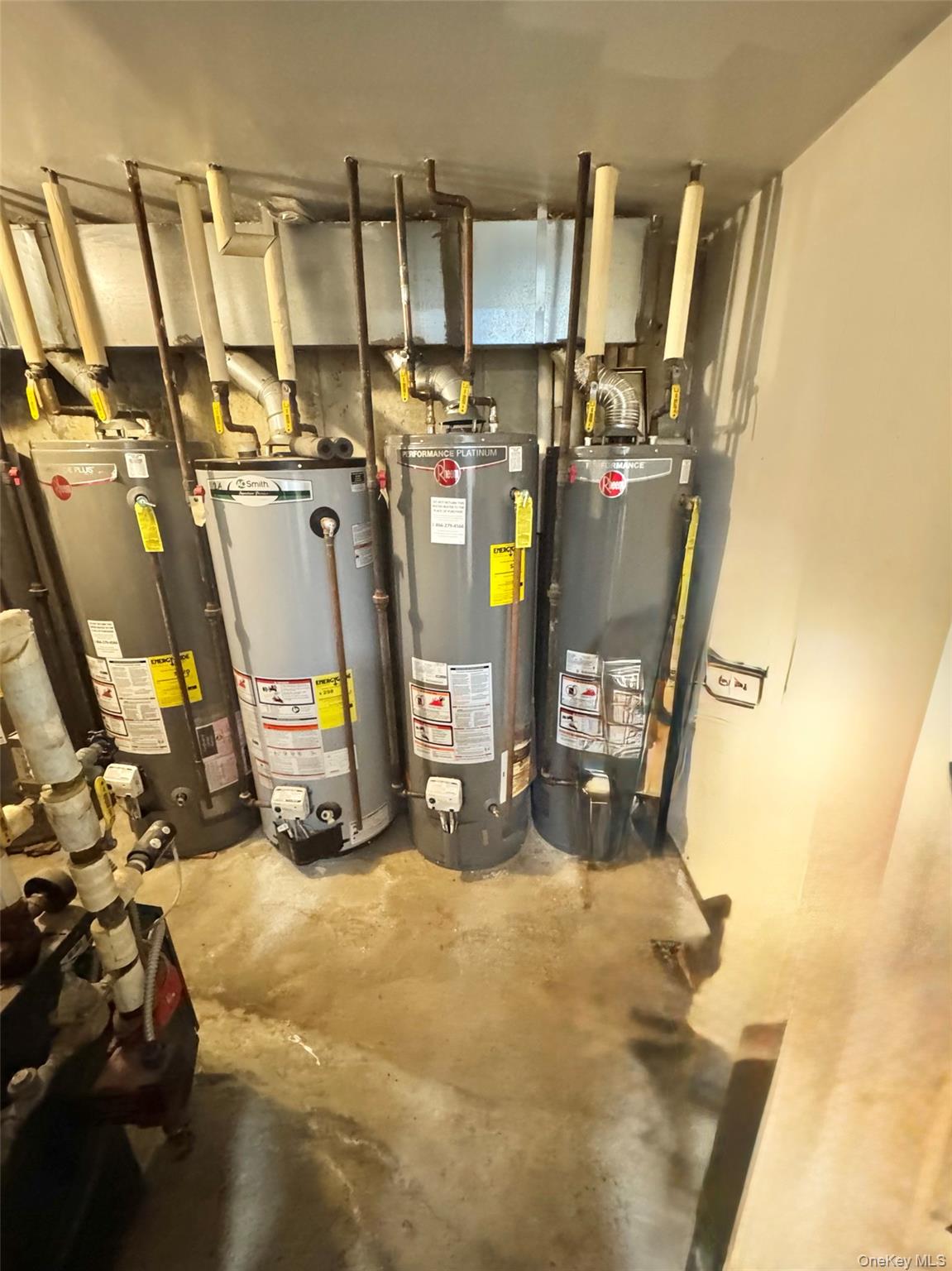 #7 photo, 54 Avenue W, ブルックリン区 Brooklyn , NY 11223