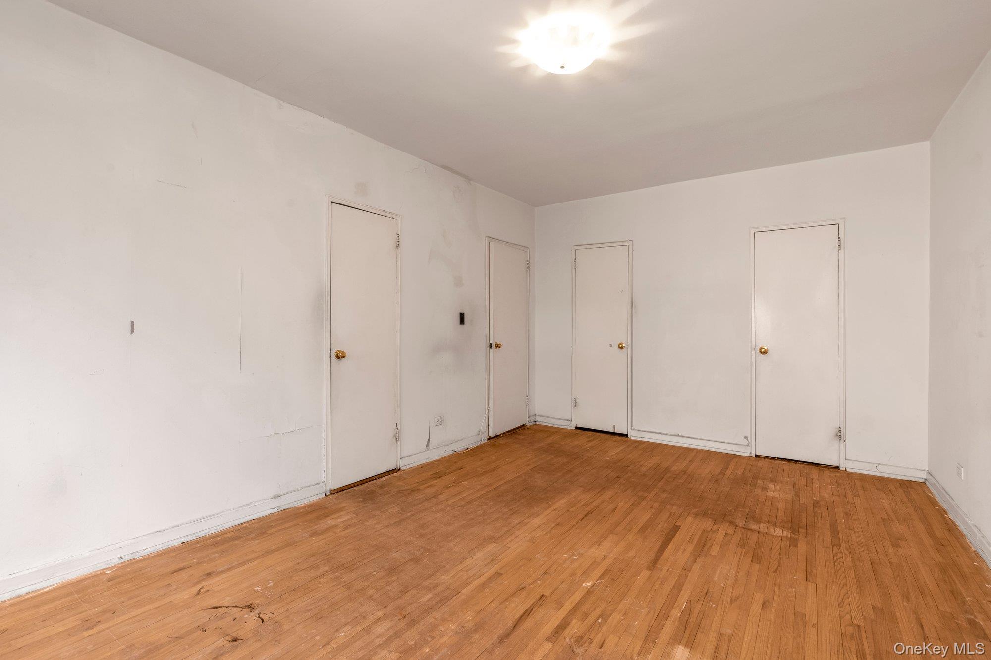 #11 photo, 68-61 Yellowstone Boulevard, クイーンズ区 Forest Hills , NY 11375