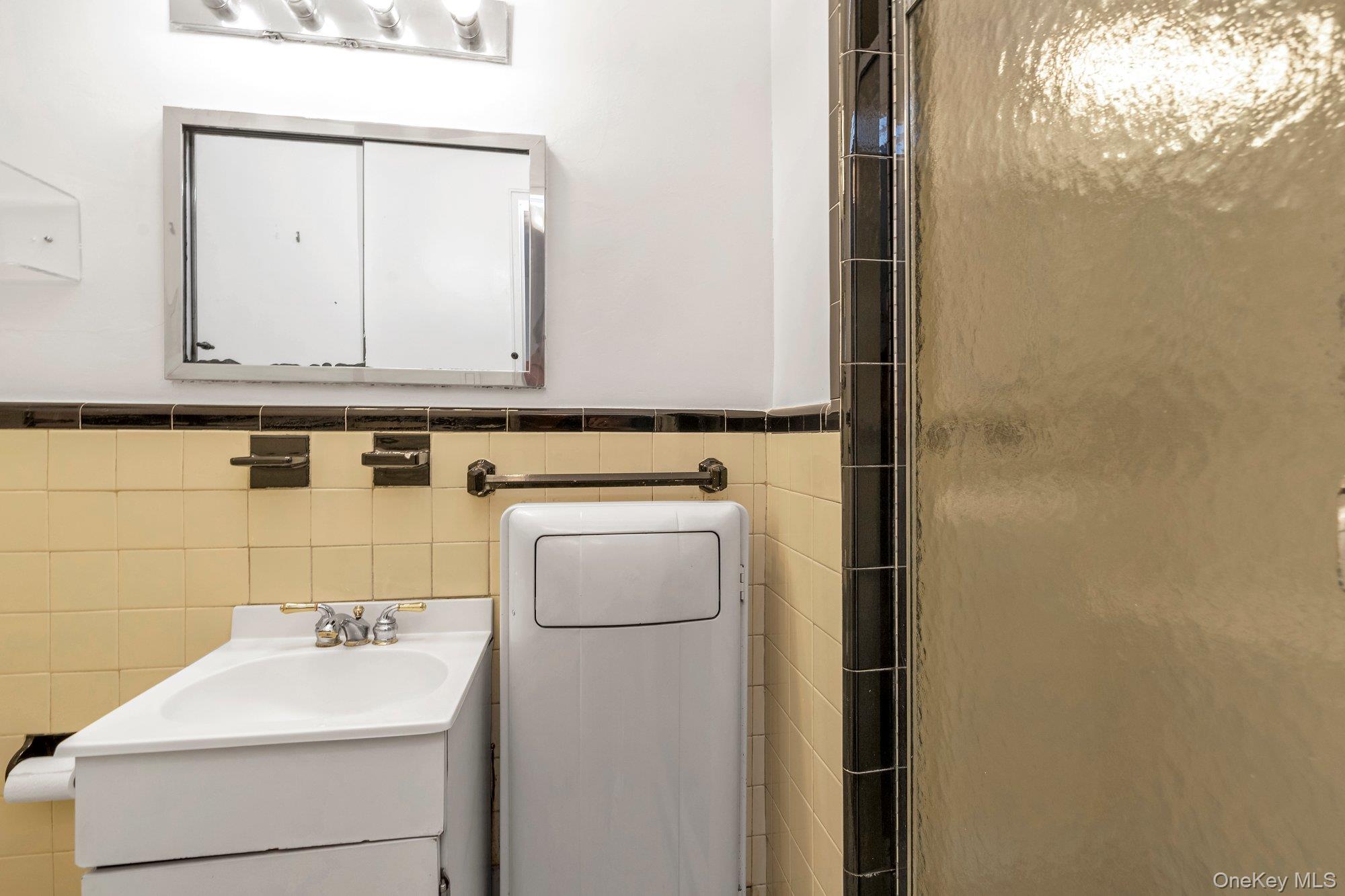 #12 photo, 68-61 Yellowstone Boulevard, クイーンズ区 Forest Hills , NY 11375