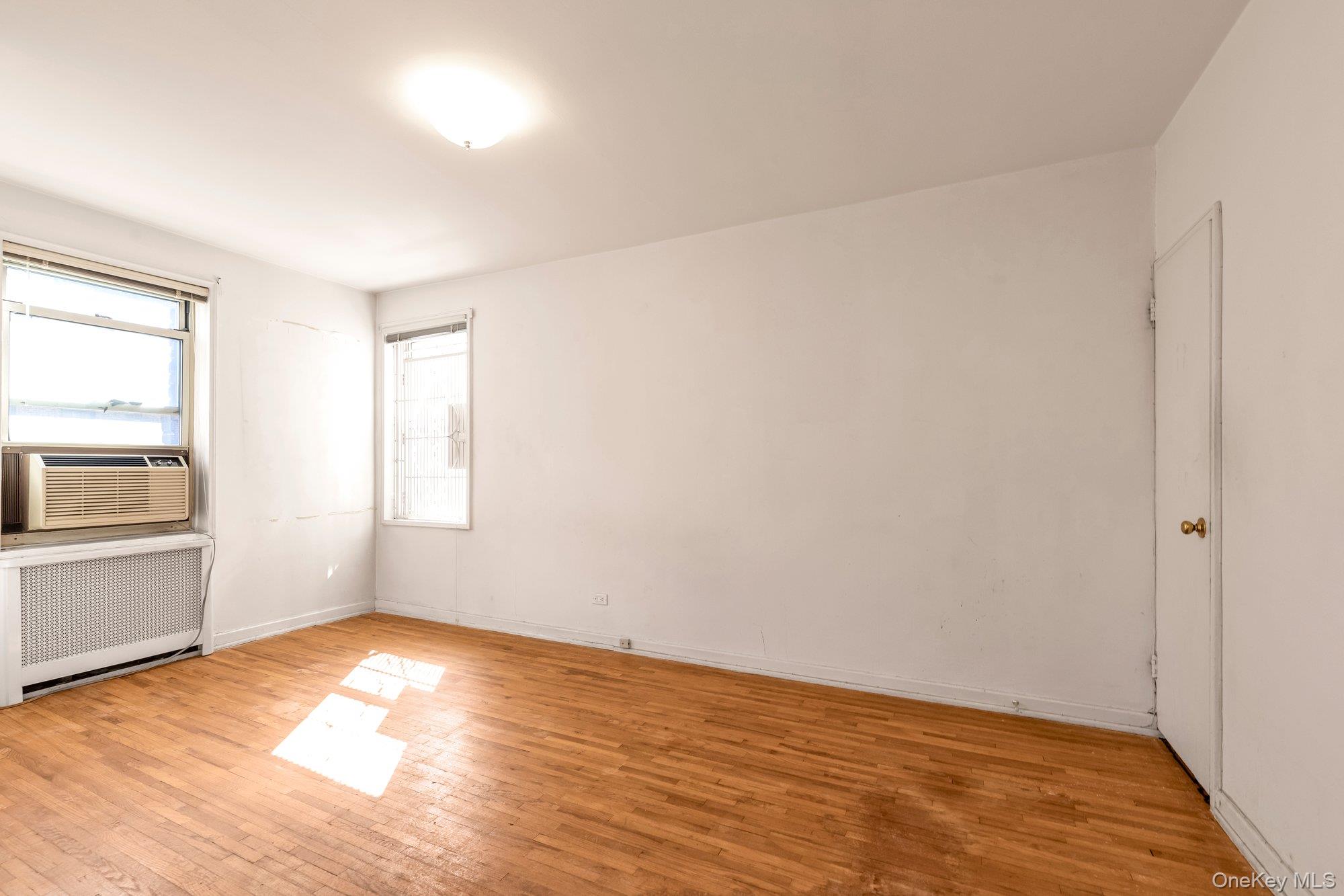 #14 photo, 68-61 Yellowstone Boulevard, クイーンズ区 Forest Hills , NY 11375