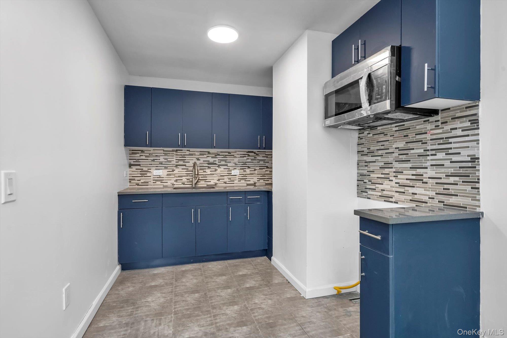 #8 photo, 106-29 Guy R Brewer Boulevard, クイーンズ区 Jamaica , NY 11433