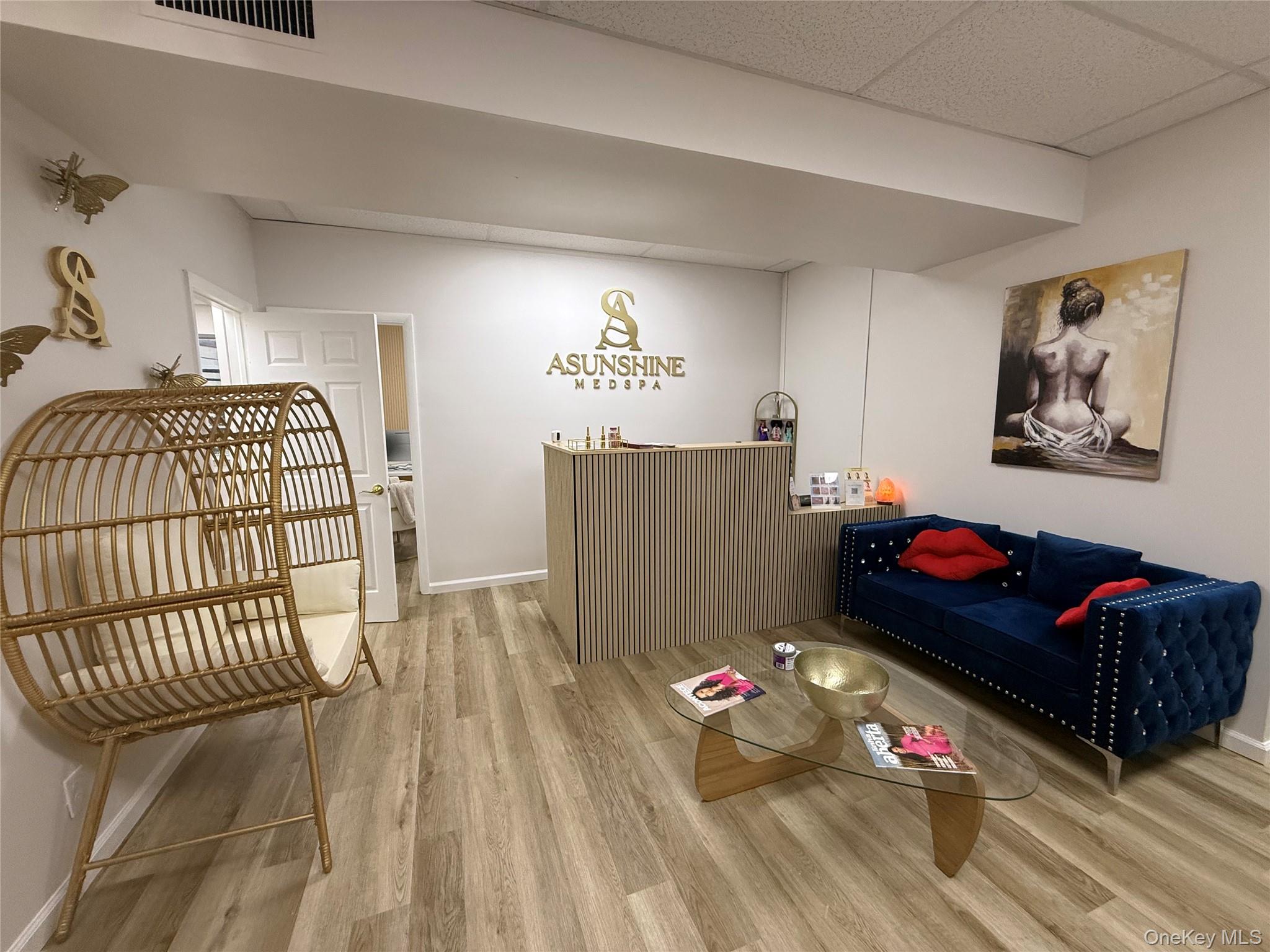 #10 photo, 185 Willis Avenue, ナッソー郡 Mineola , NY 11501