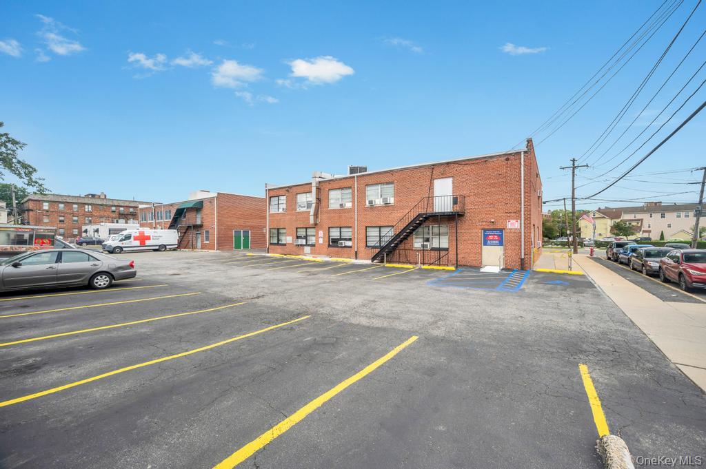 #6 photo, 185 Willis Avenue, ナッソー郡 Mineola , NY 11501