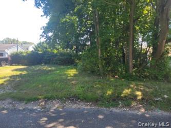 #2 photo, 10 holbrook, サフォーク郡 Bay Shore , NY 11706