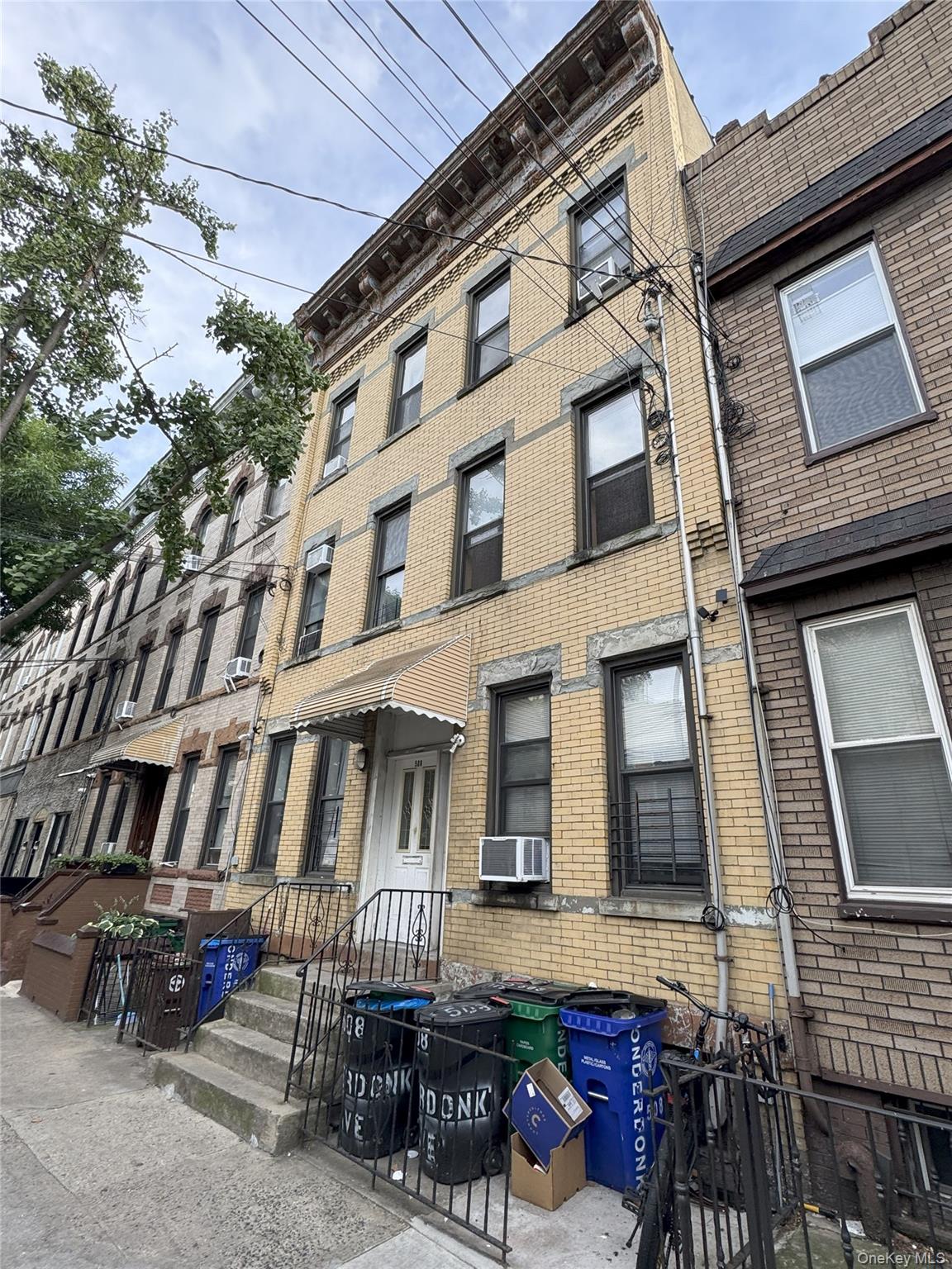 #5 photo, 508 Onderdonk Avenue, クイーンズ区 Ridgewood , NY 11385