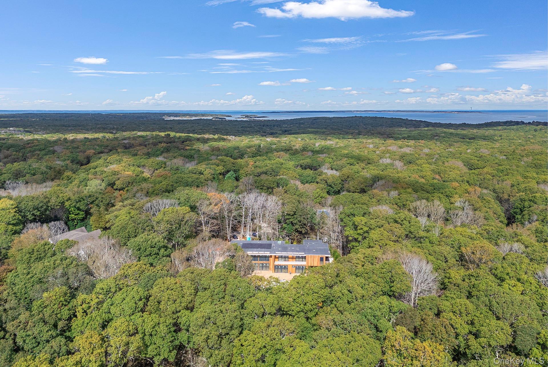 #1 photo, 16 Arbor Path, サフォーク郡 Amagansett , NY 11930