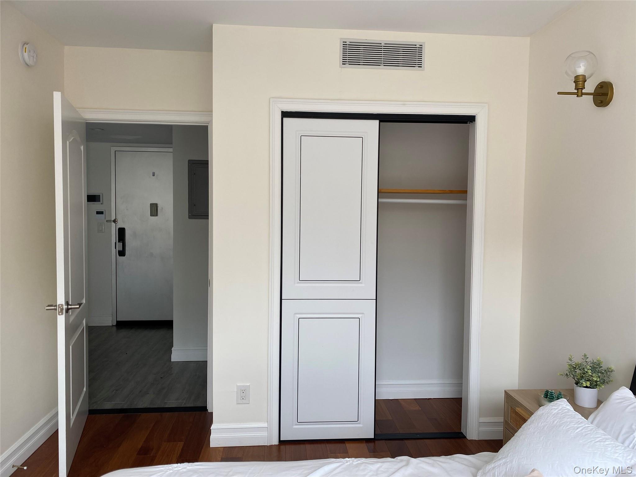 #11 photo, 65-18 AUSTIN ST AUSTIN ST, クイーンズ区 Rego Park , NY 11374