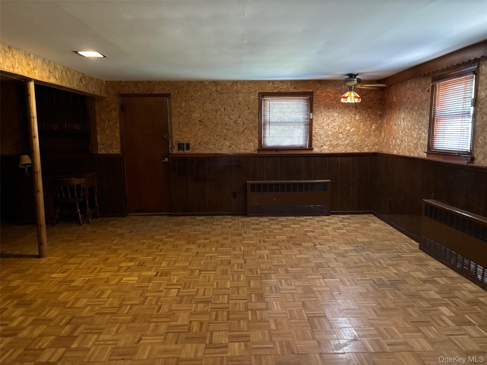 #19 photo, 10 13th Avenue, サフォーク郡 West Babylon , NY 11704